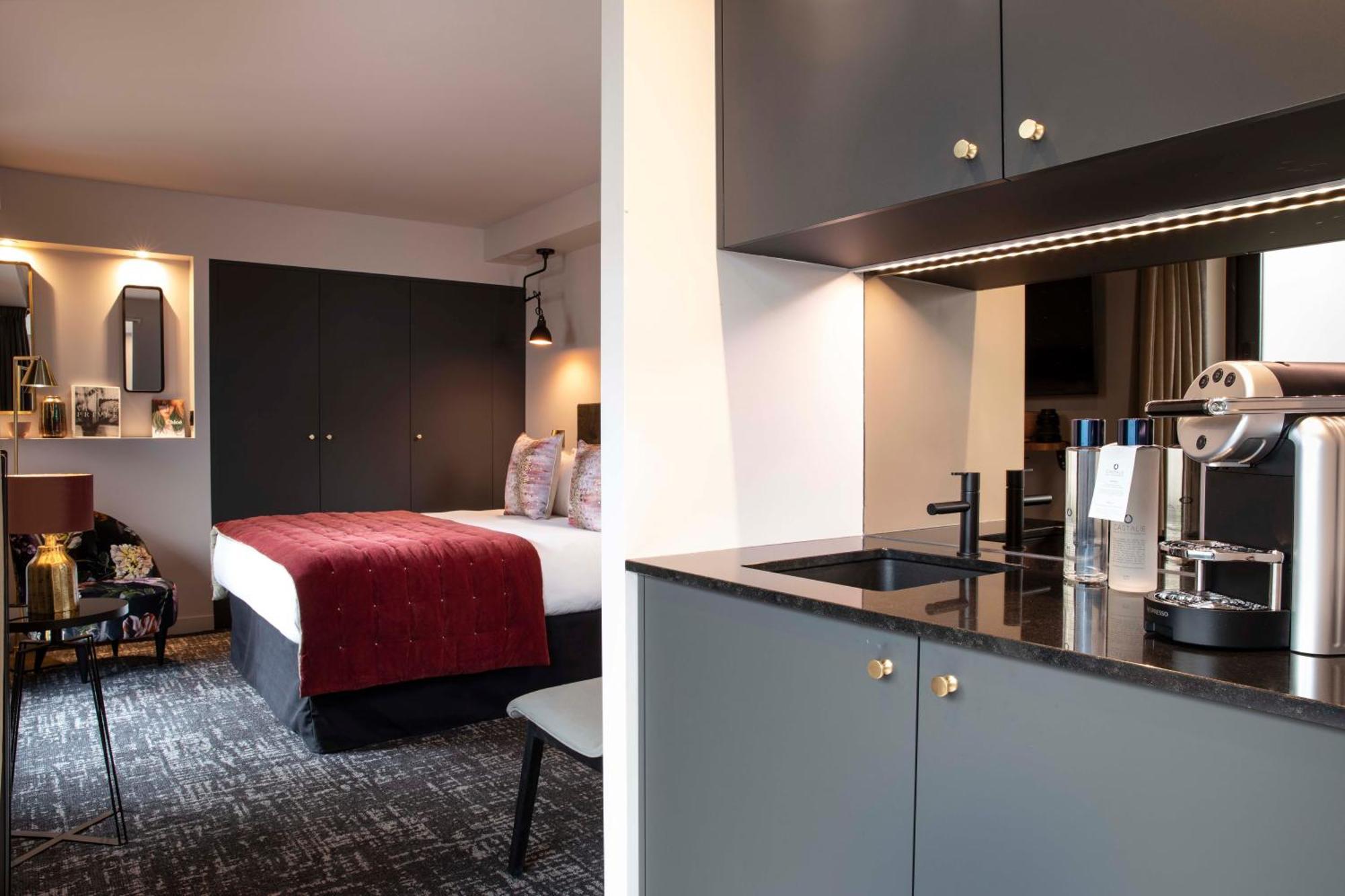 Superior Double Room with Terrace,1445101120:JPEG