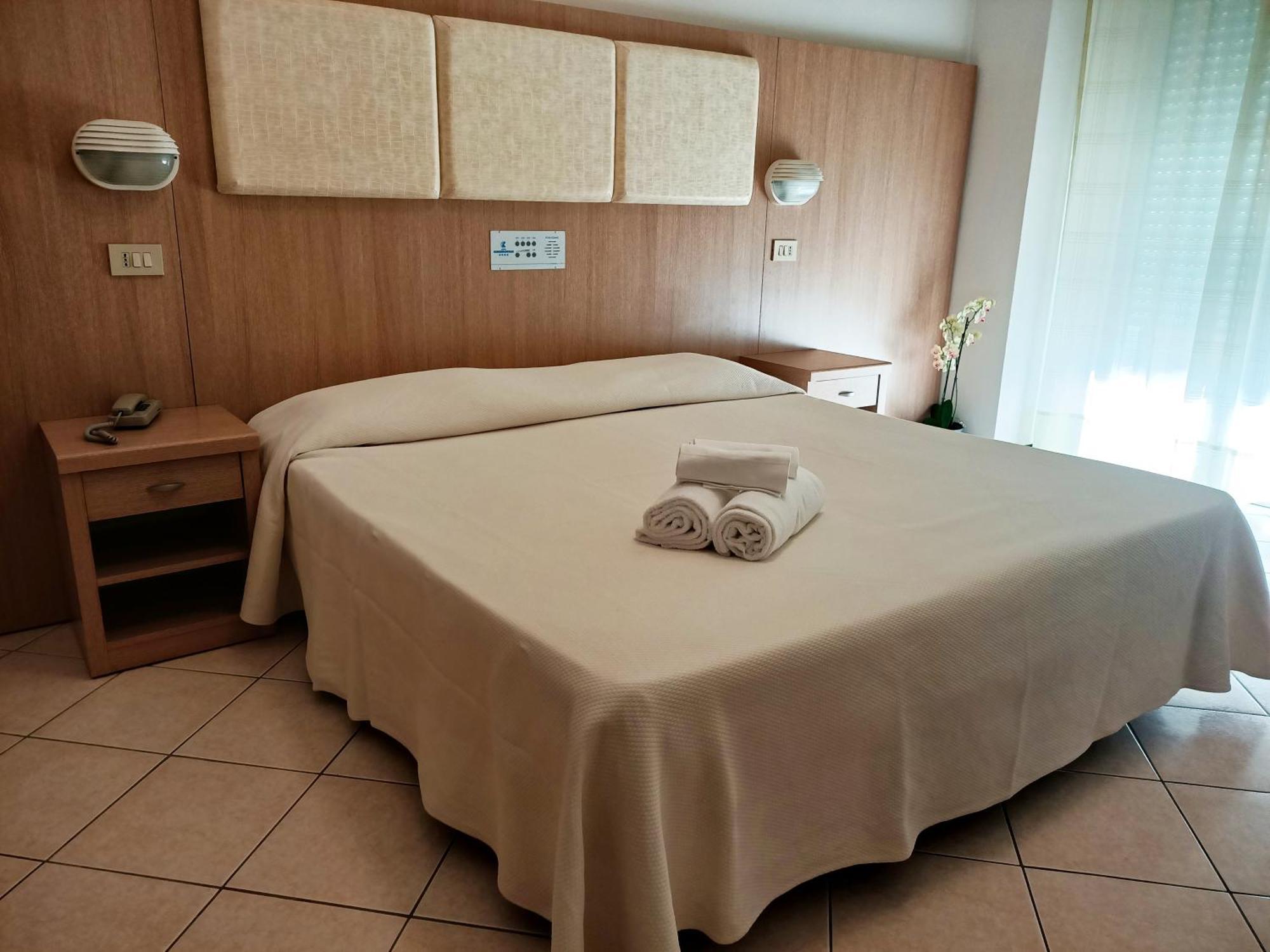 Double or Twin Room Balcony