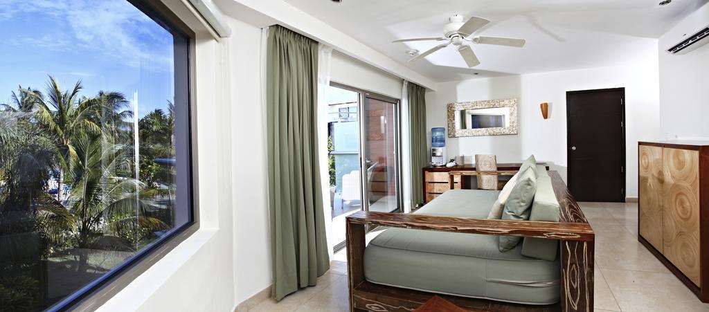 Suite mit 1 Schlafzimmer und Poolblick