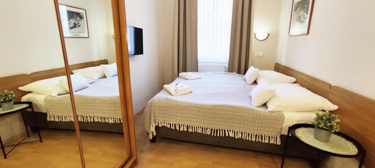 Chambre Double ou Lits Jumeaux