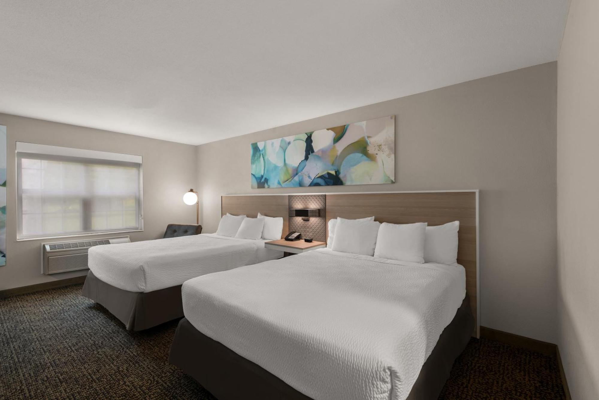 Queen Room with Two Queen Beds - Mobility Access/Non-Smoking