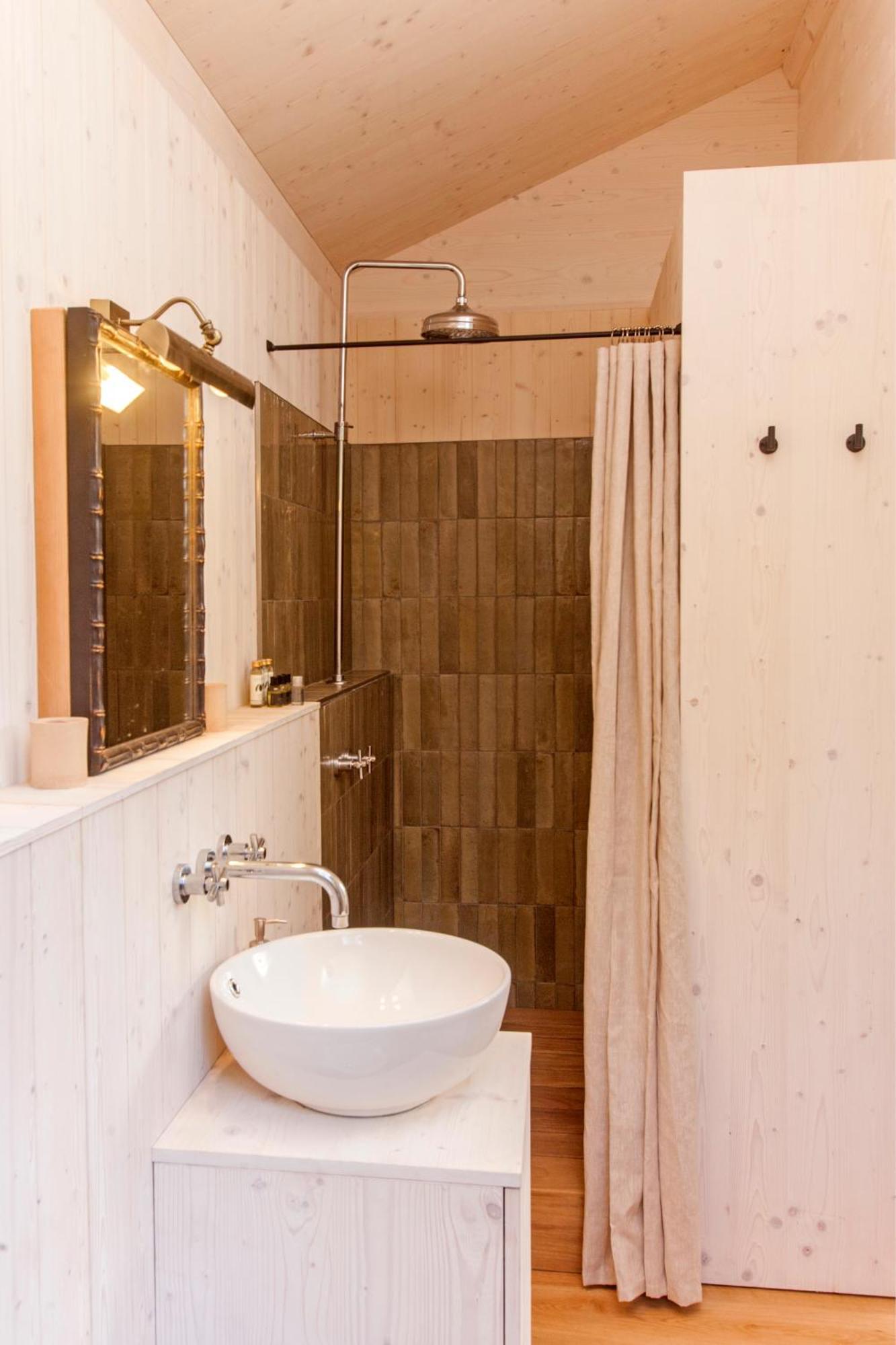 Ecoluxe Lodge Suite