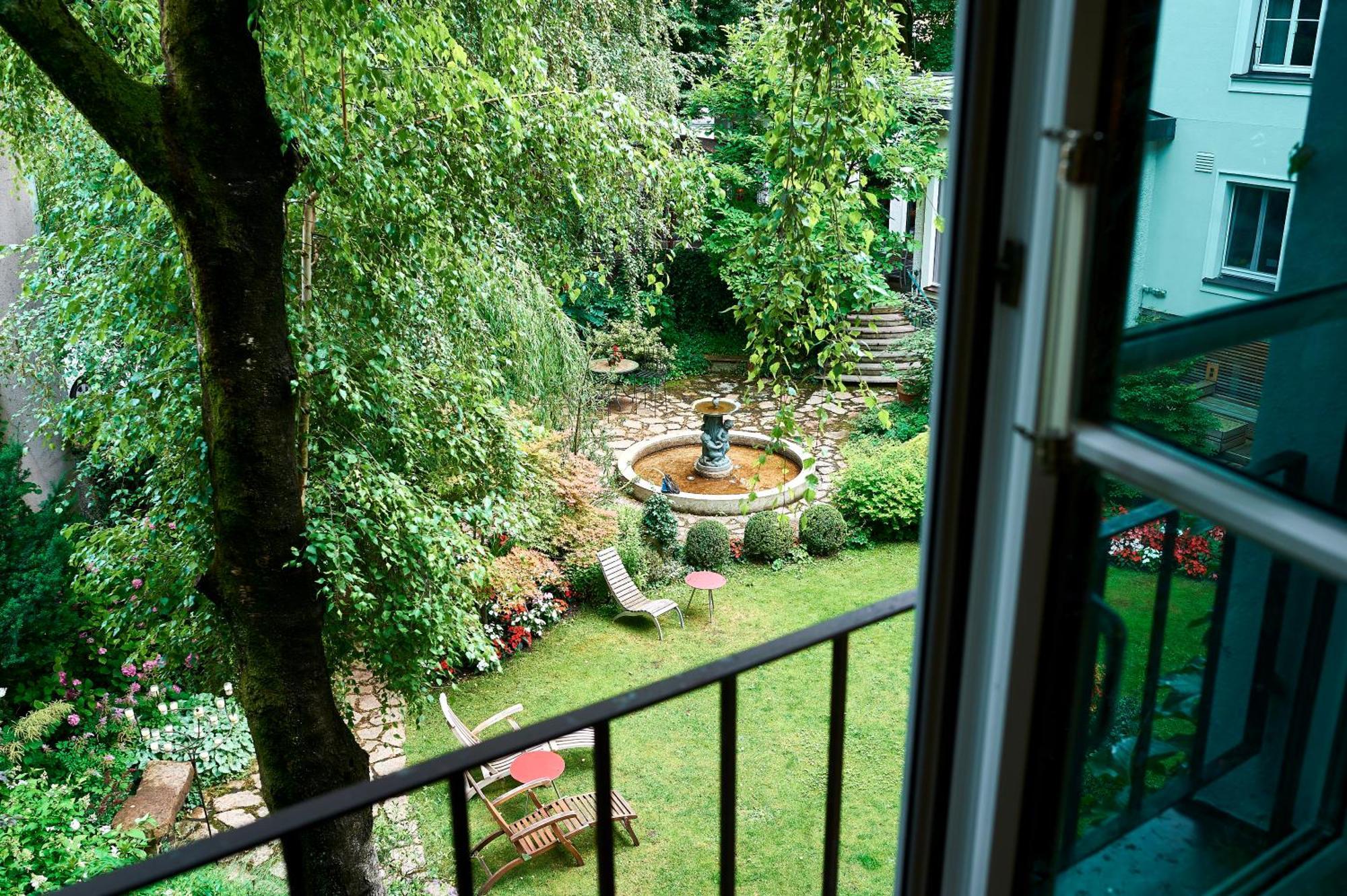 Superior Doppelzimmer mit Gartenblick