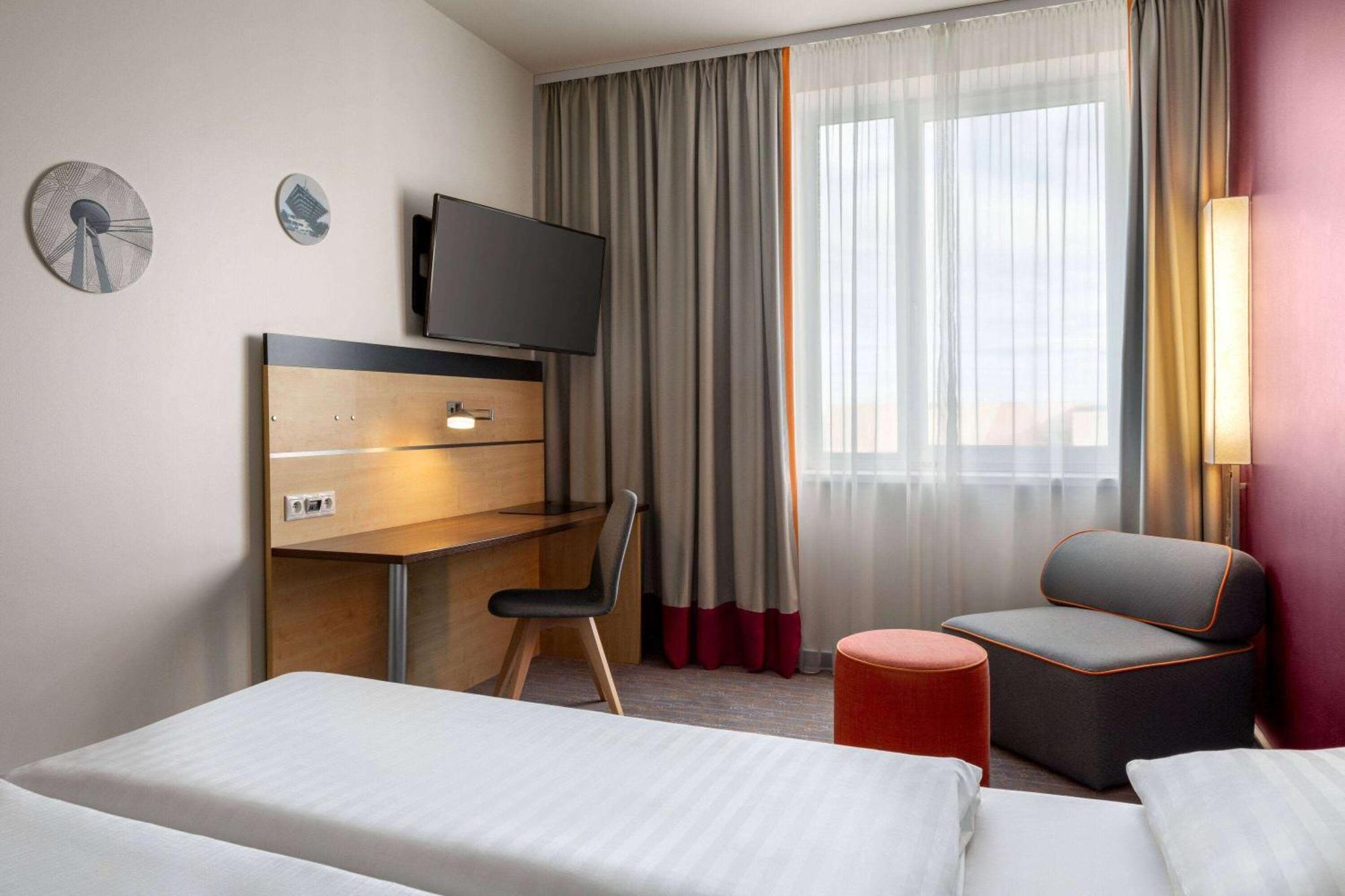 Comfort Twin Room