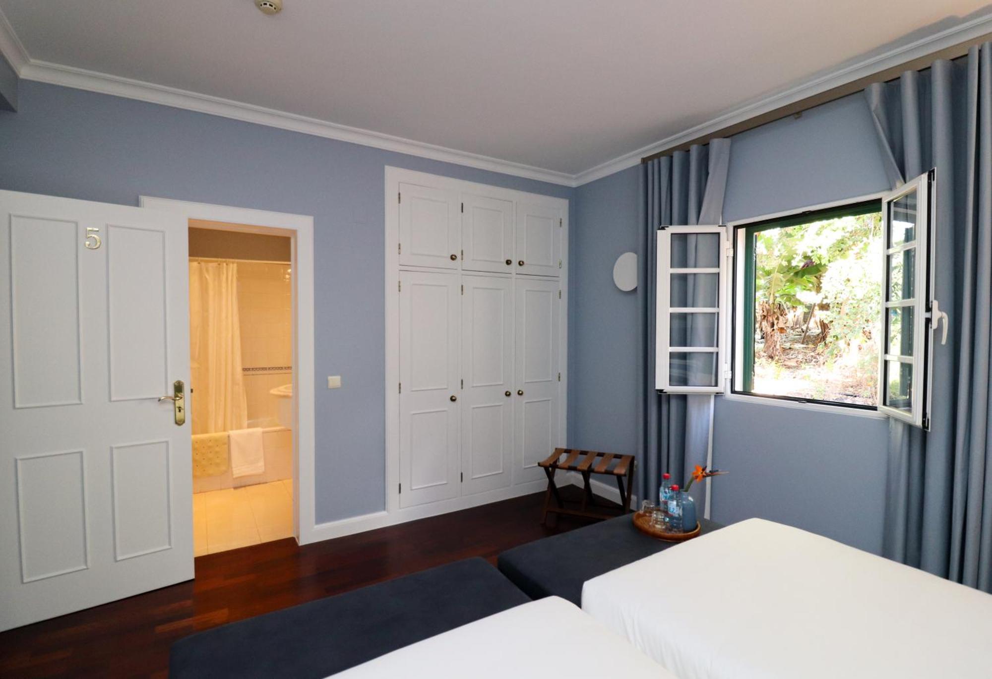 Chambre Lits Jumeaux - Vue sur Jardin
