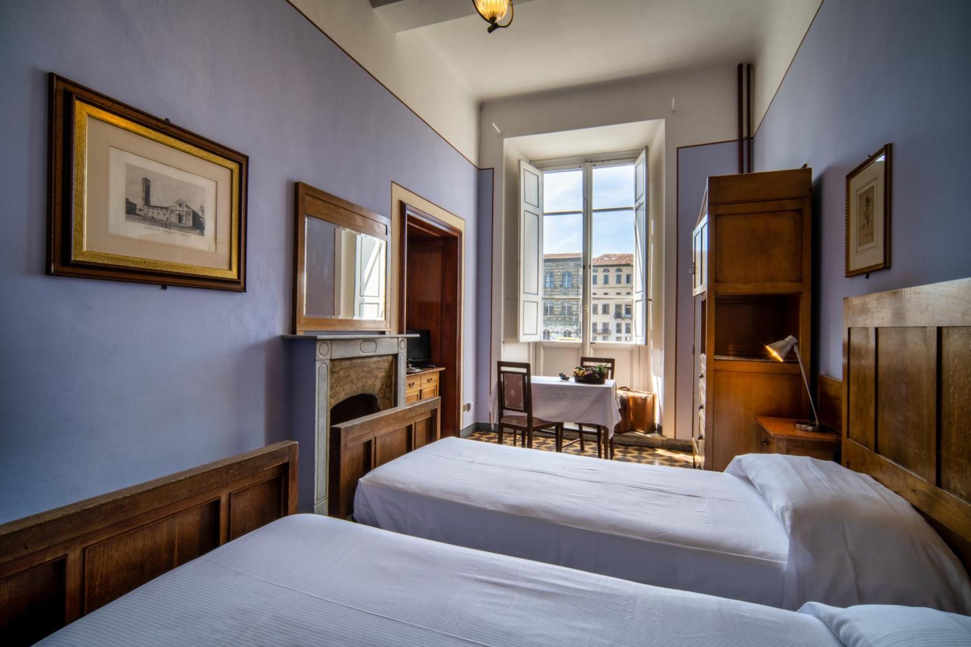 Classic Doppel-/Zweibettzimmer mit Flussblick