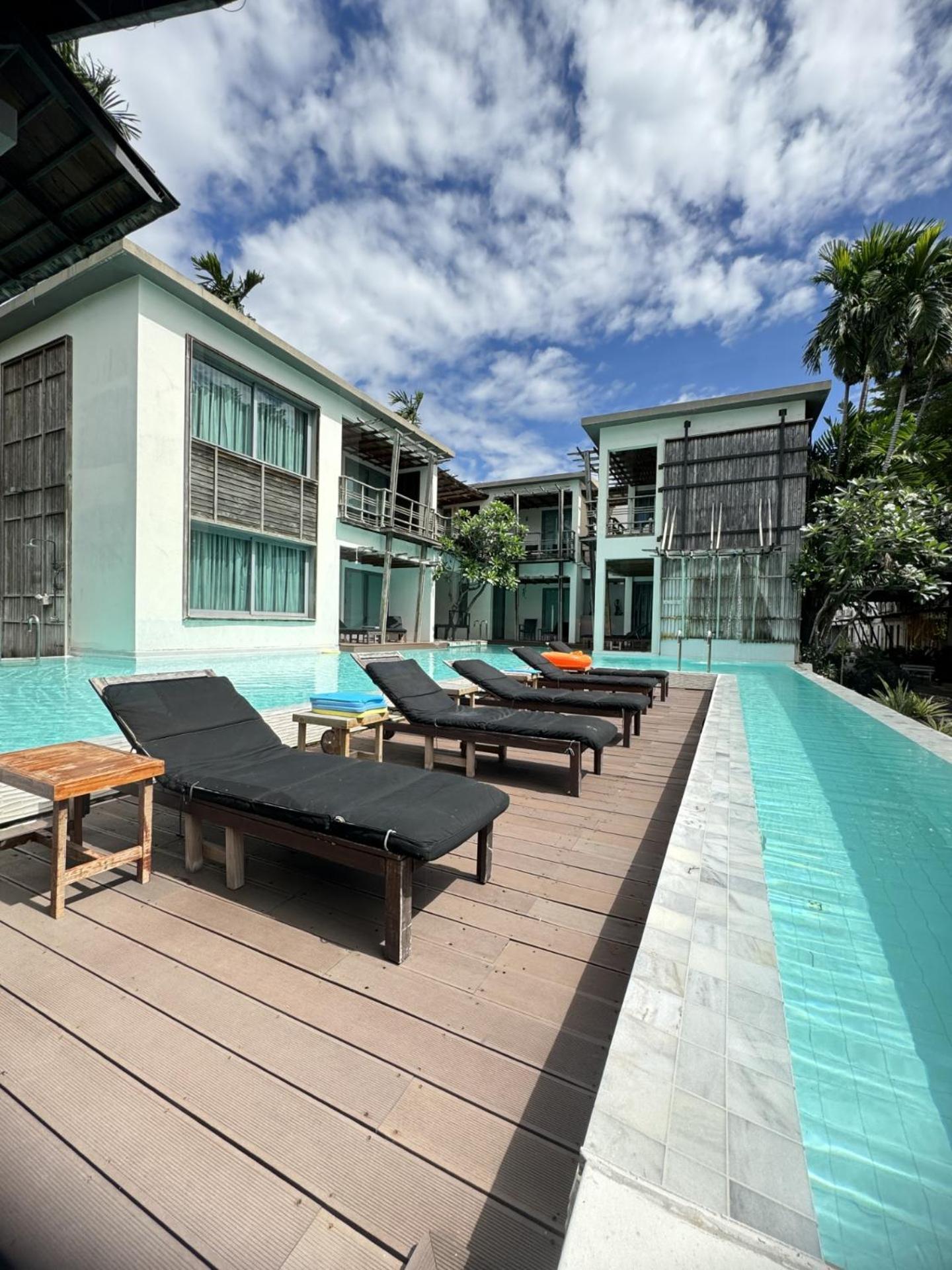King Room Pool View Ground Floor