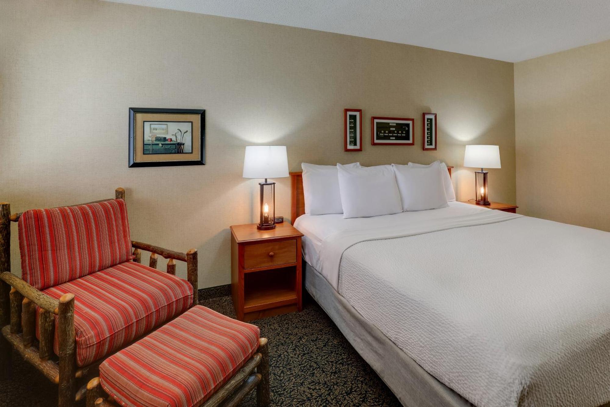 Deluxe King Room
