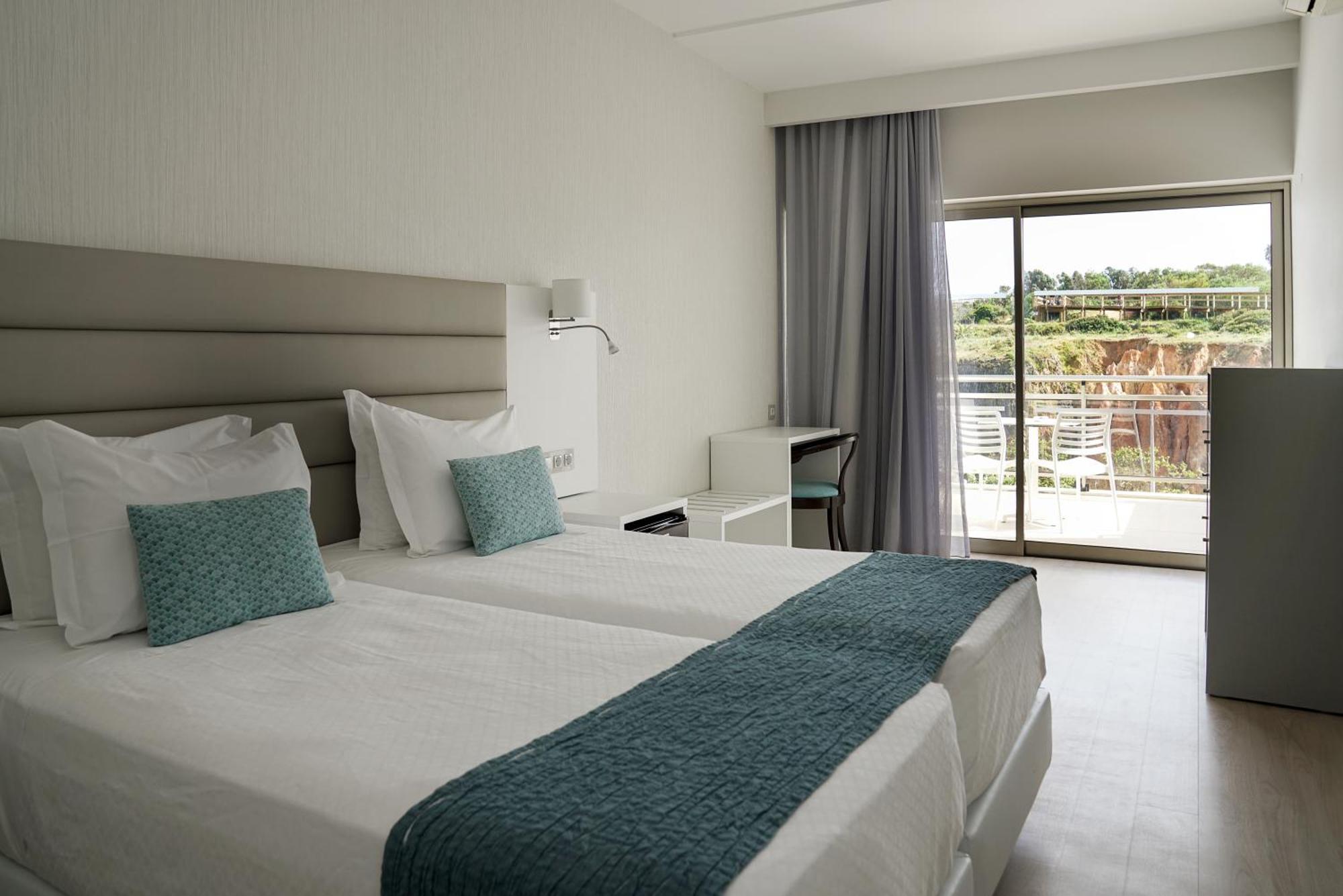 Twin Room Side Sea View