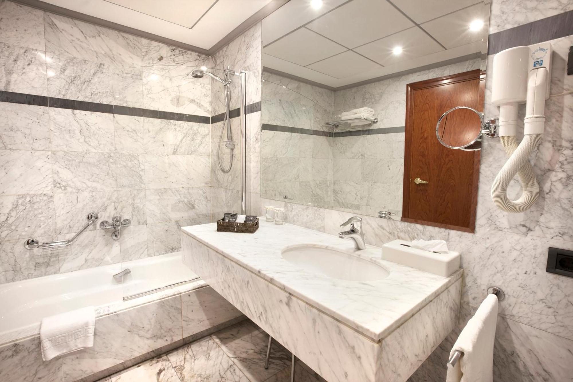 Double Room 1