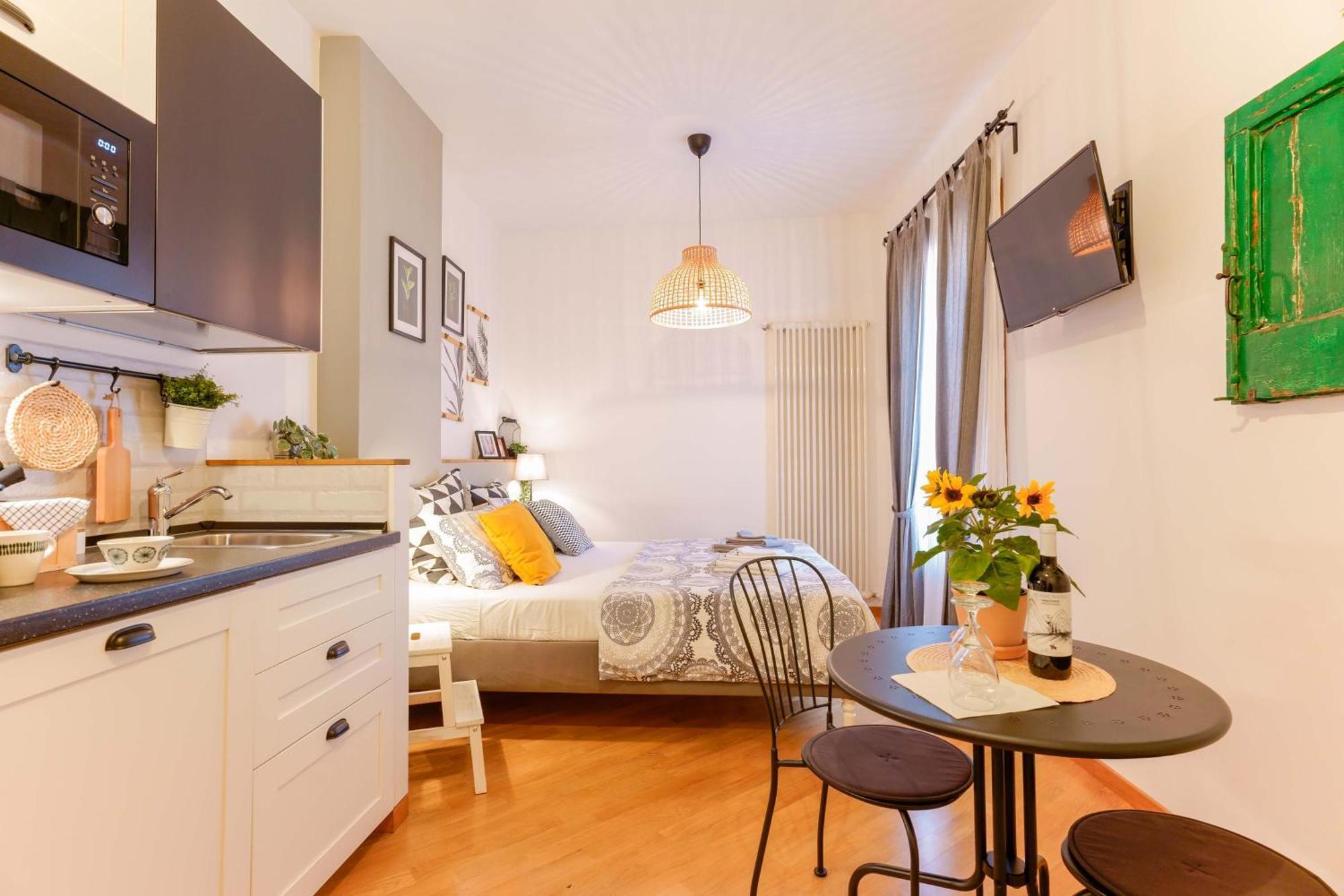 Double Room Private Bathroom