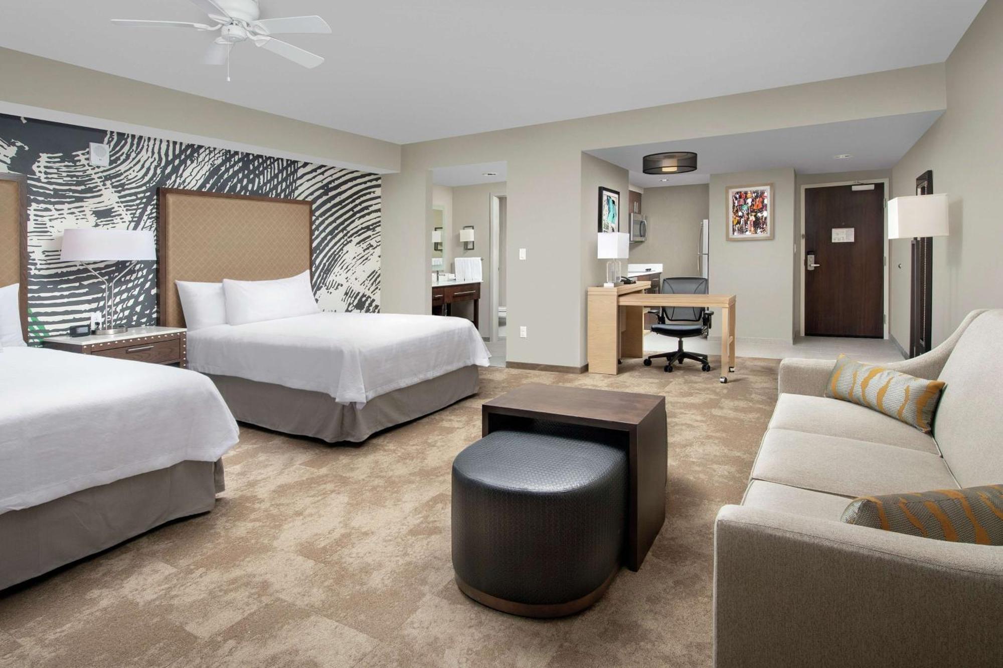 Queen Studio Two Queen Beds Non-Smoking