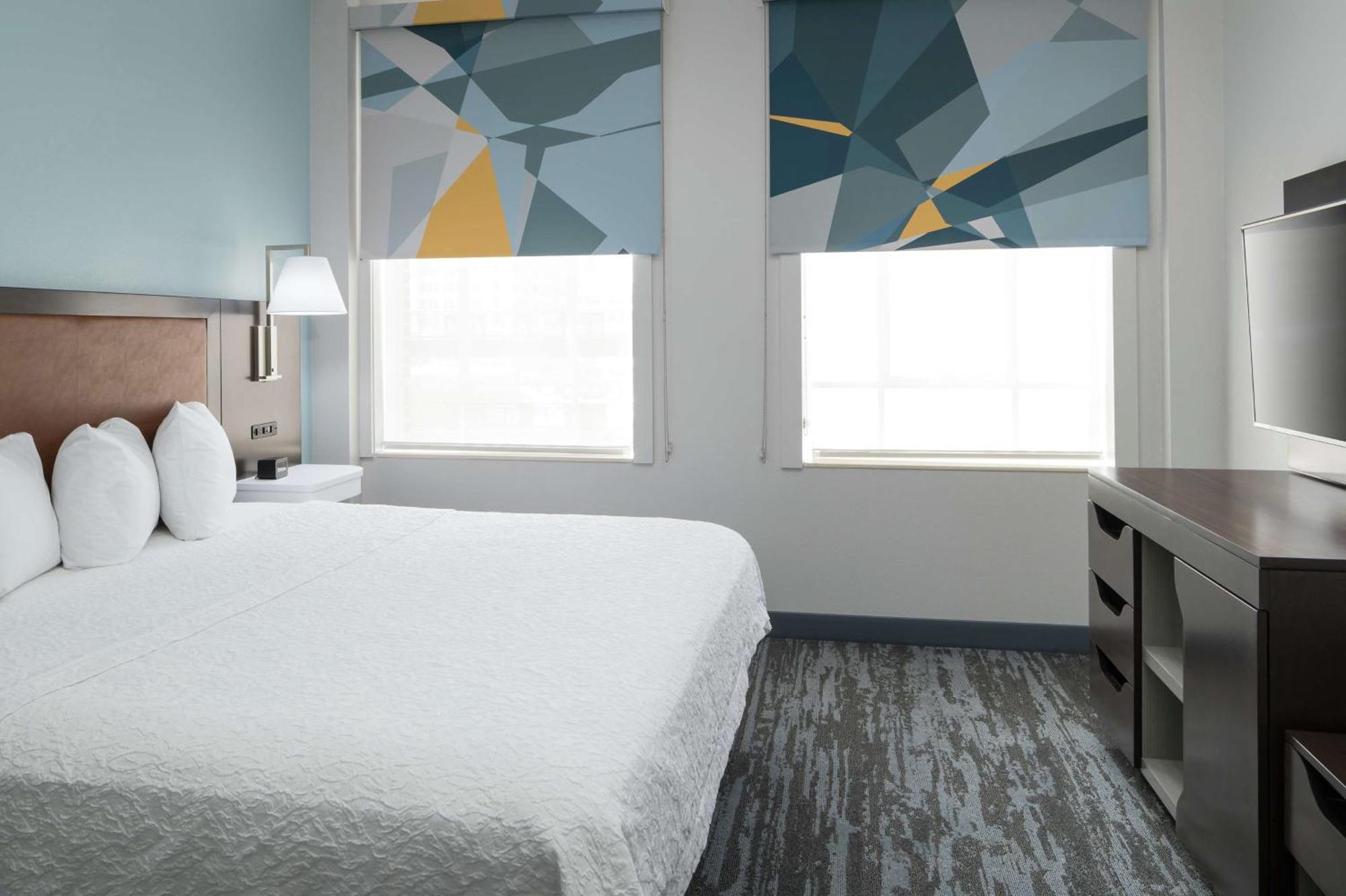 King Suite,1552124791:JPEG