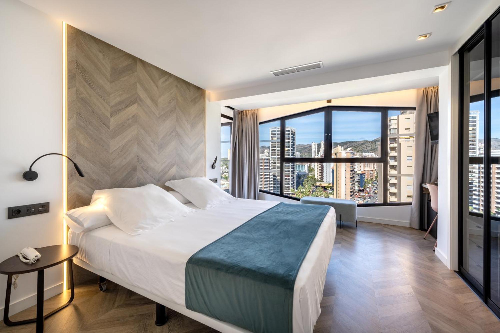 Classic Double Room City View