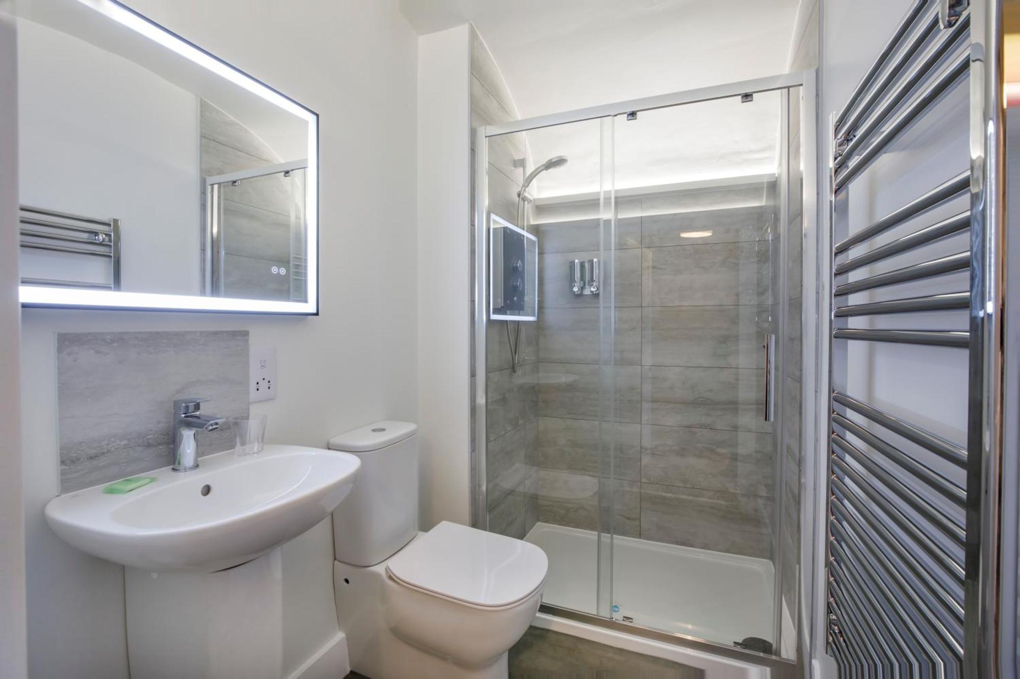 Deluxe Single Room