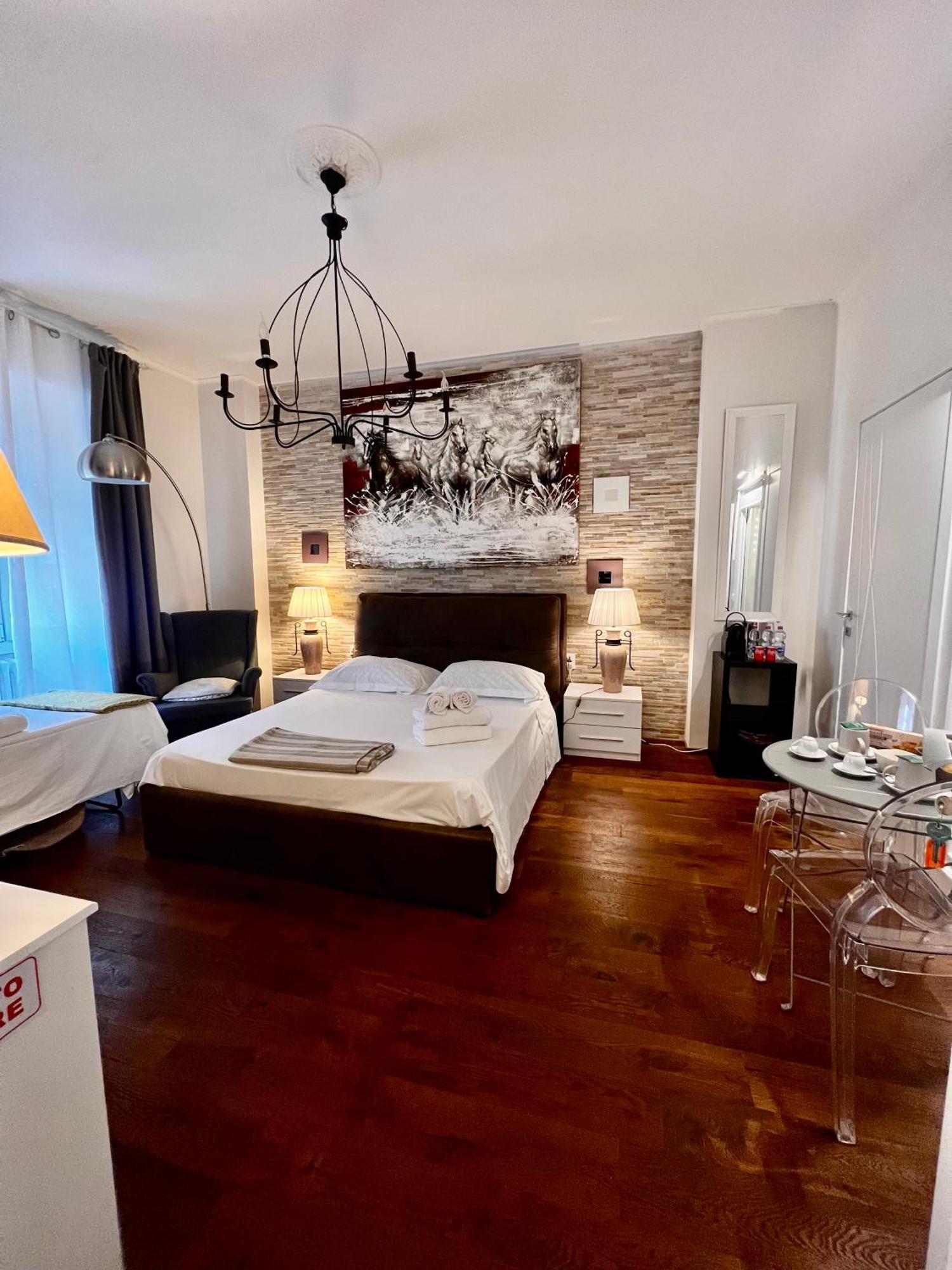 Large Double Room