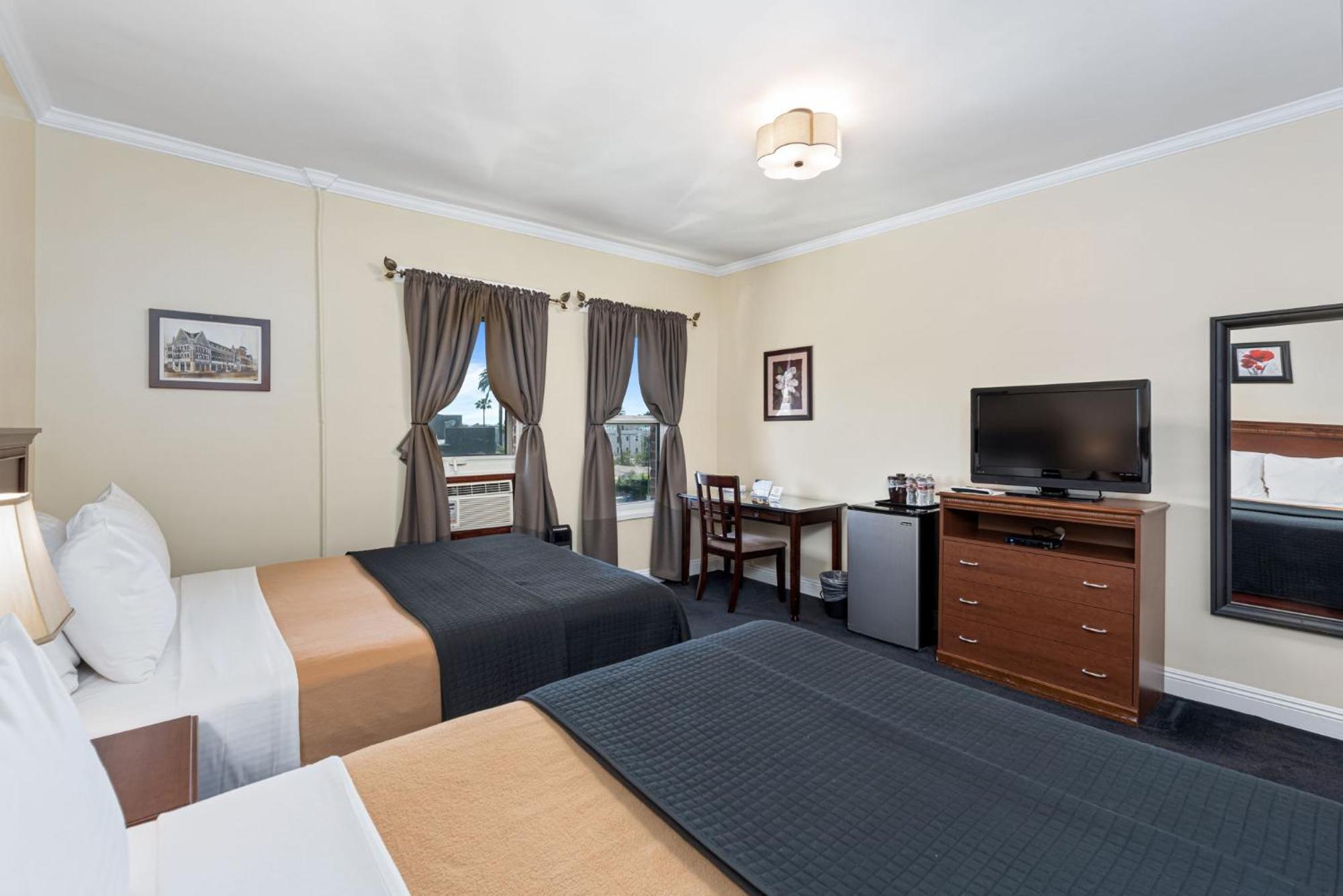 Queen Room Two Queen Beds