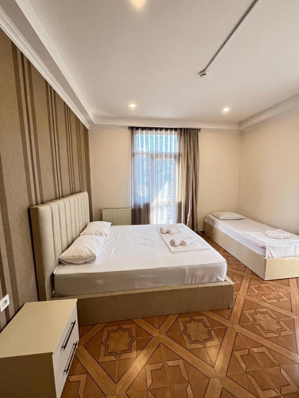 Dreibettzimmer