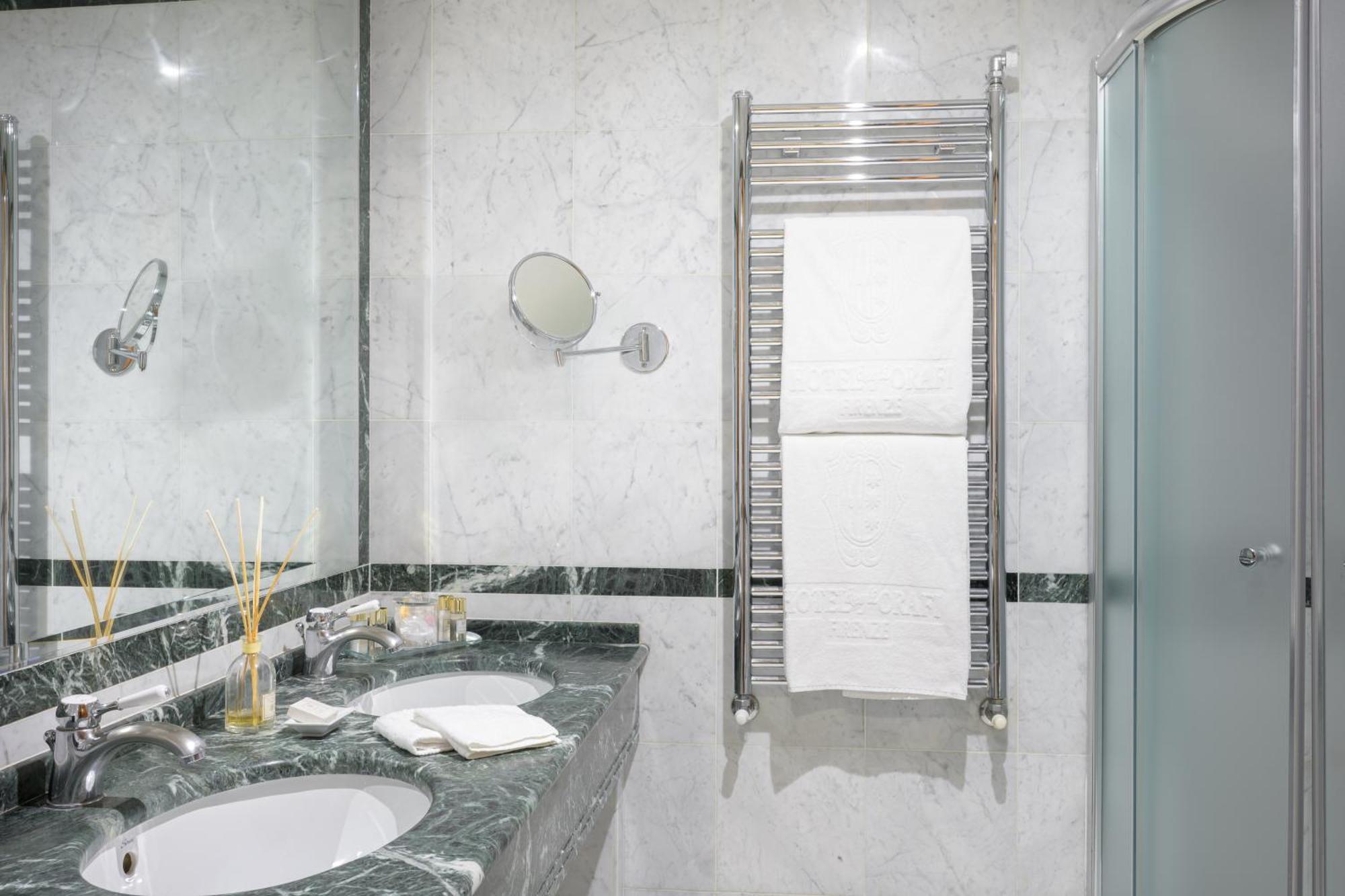 Classic Double or Twin Room
