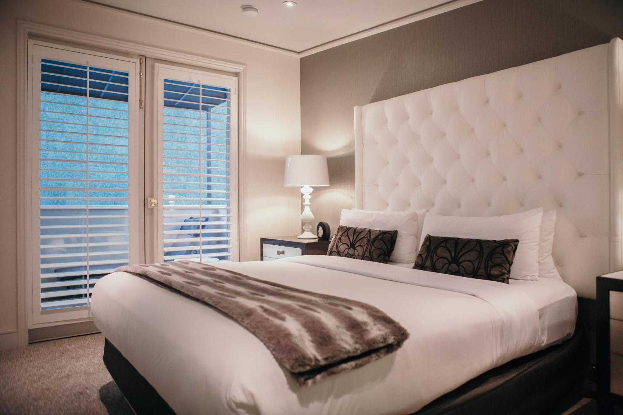 One-Bedroom Suite