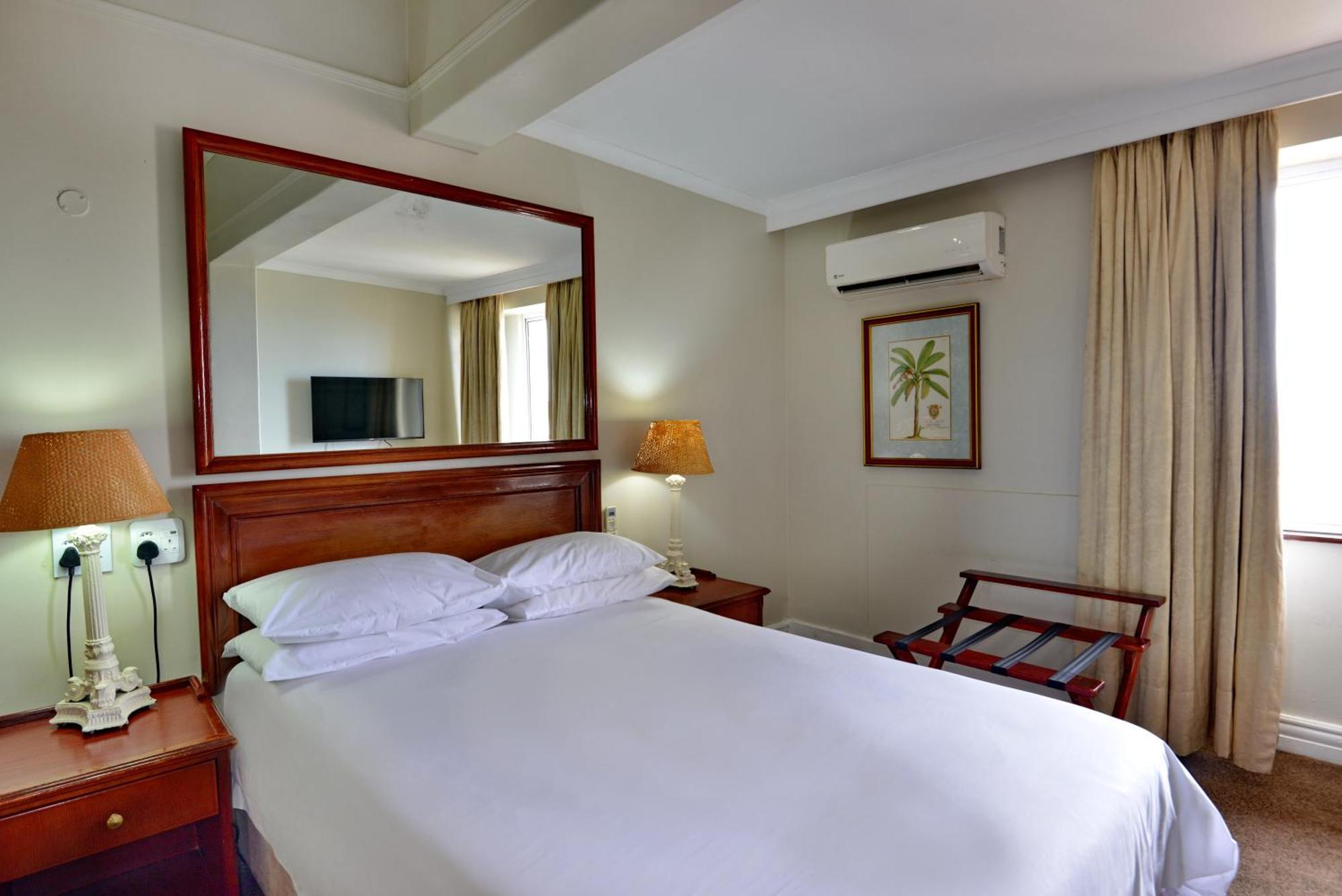 Standard Double Room Sea View,1587496505:JPEG