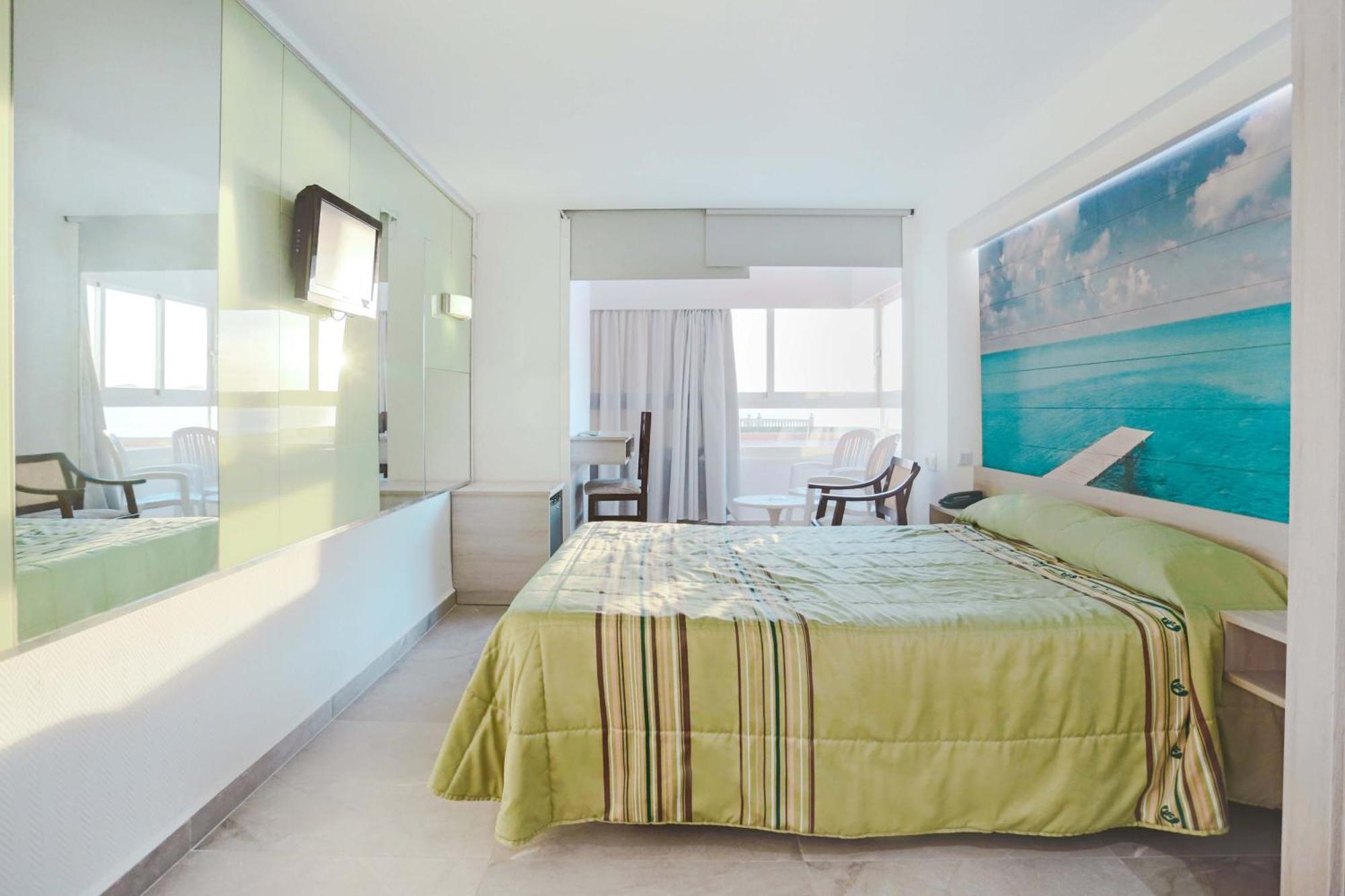 Economy Twin Room