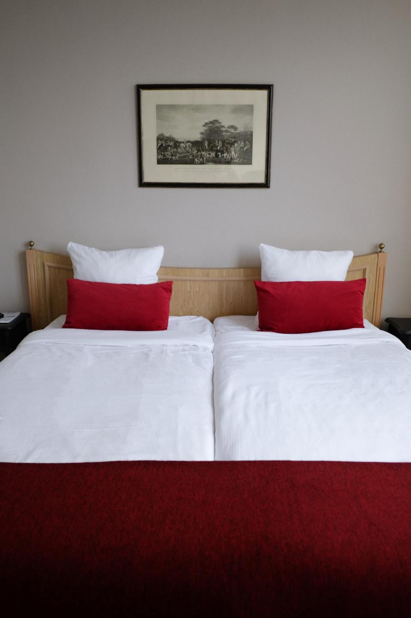 Economy Twin Room