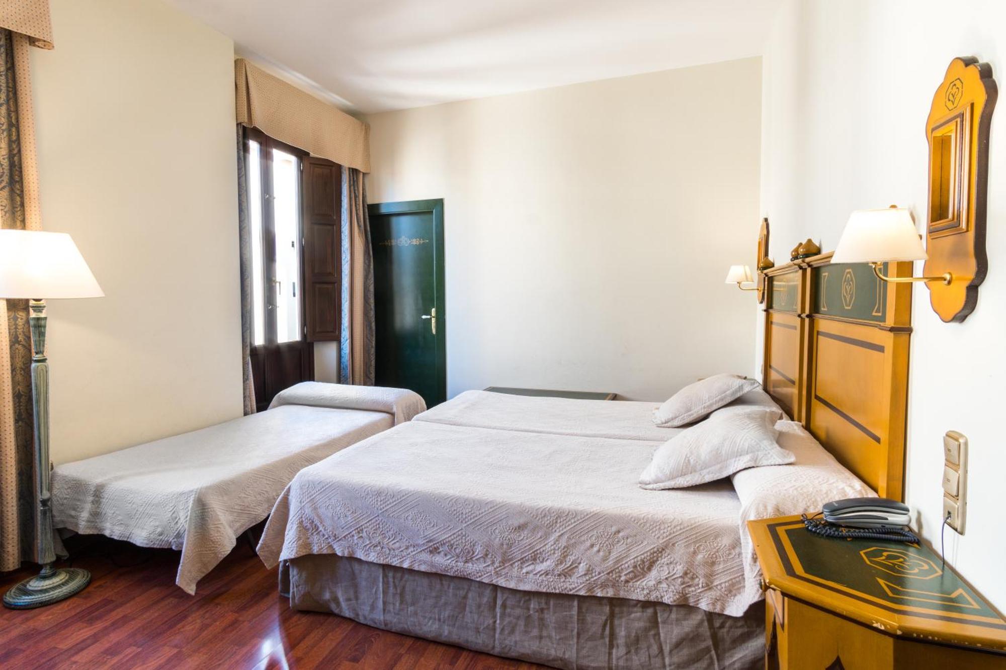 Twin Room Extra Bed