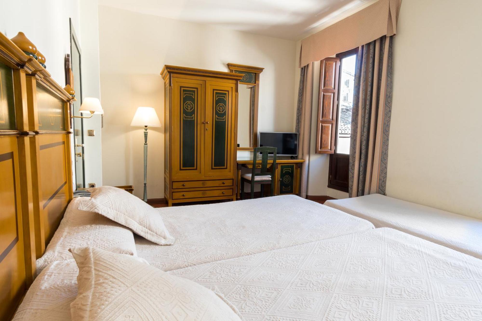 Twin Room Extra Bed