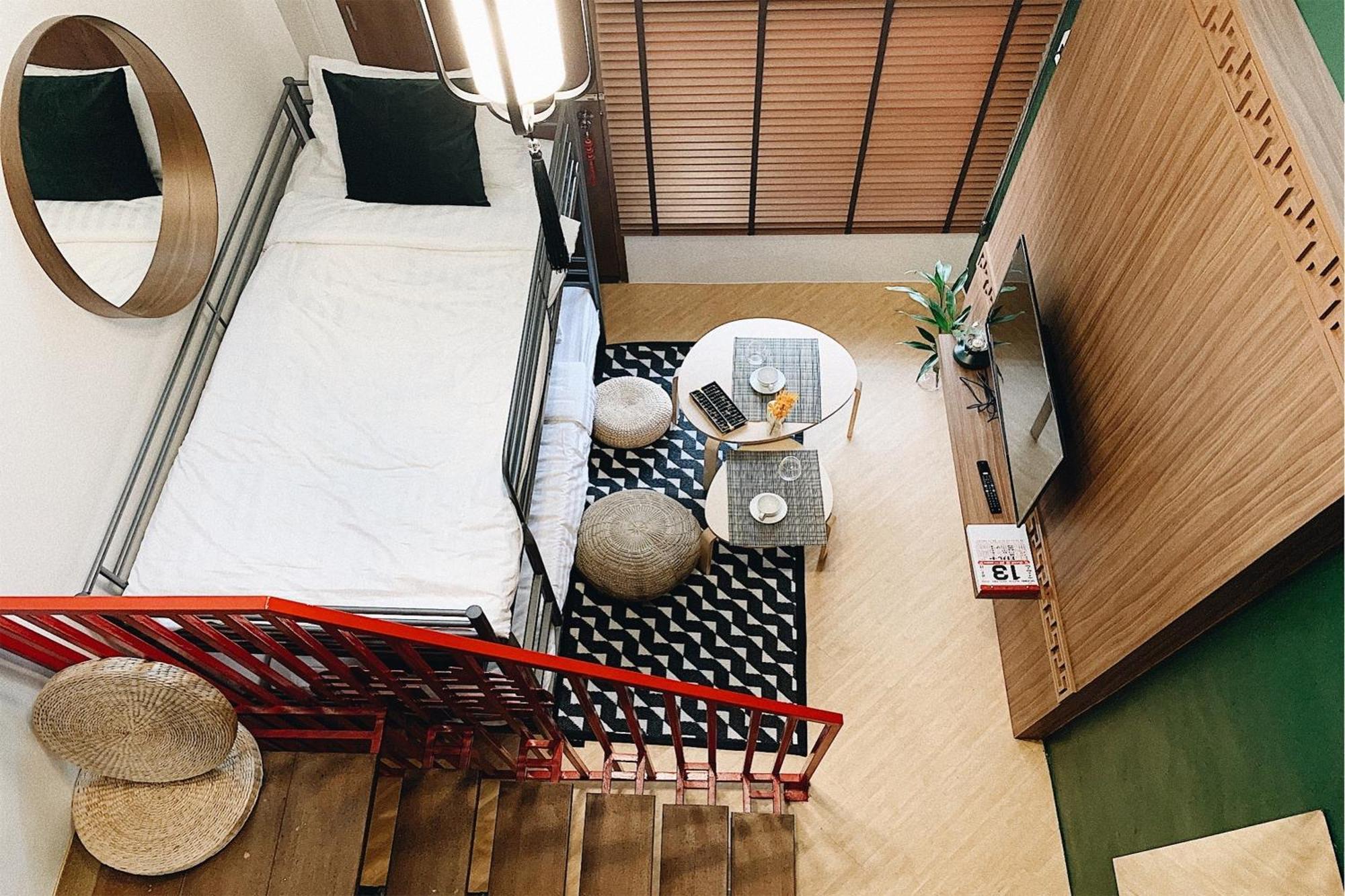 Family Room,1604176014:JPEG