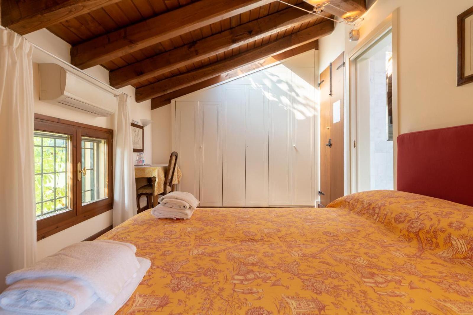 Dependance Quercia Double or Twin Room