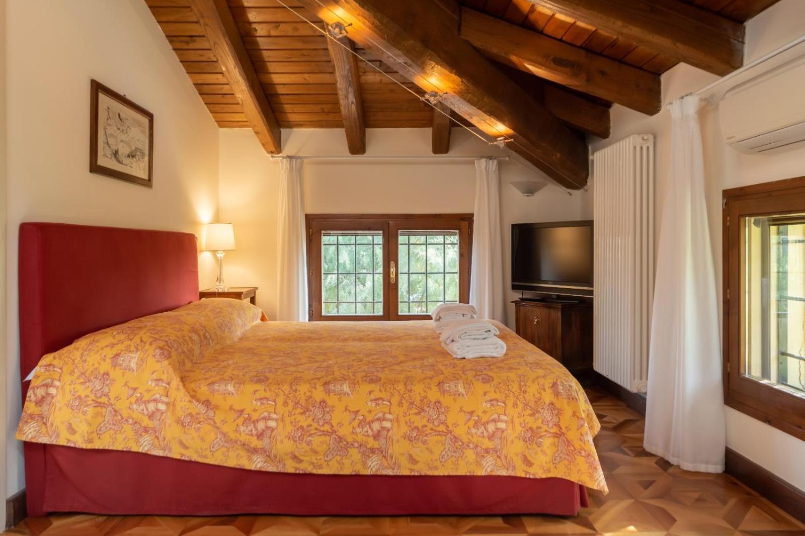 Dependance Quercia Double or Twin Room