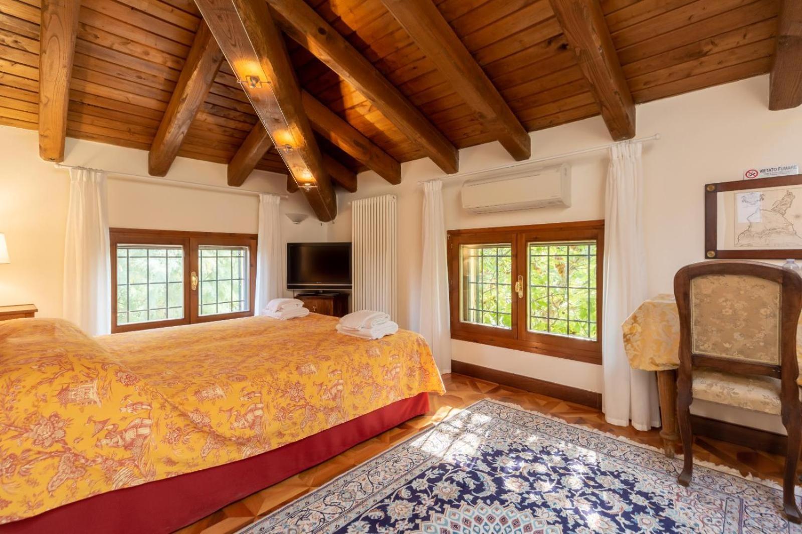 Dependance Quercia Double or Twin Room