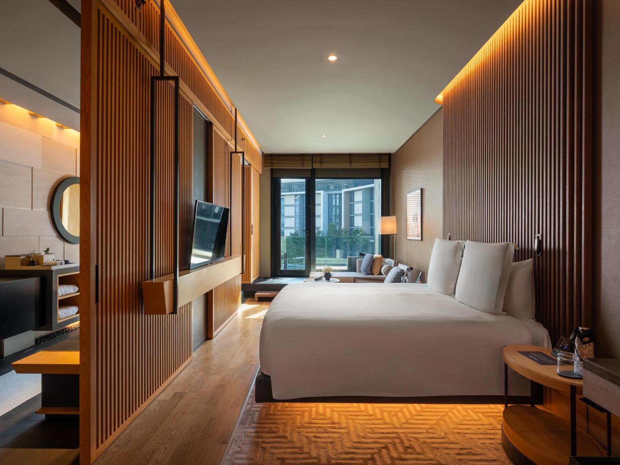 Bliss Room Private Balcony