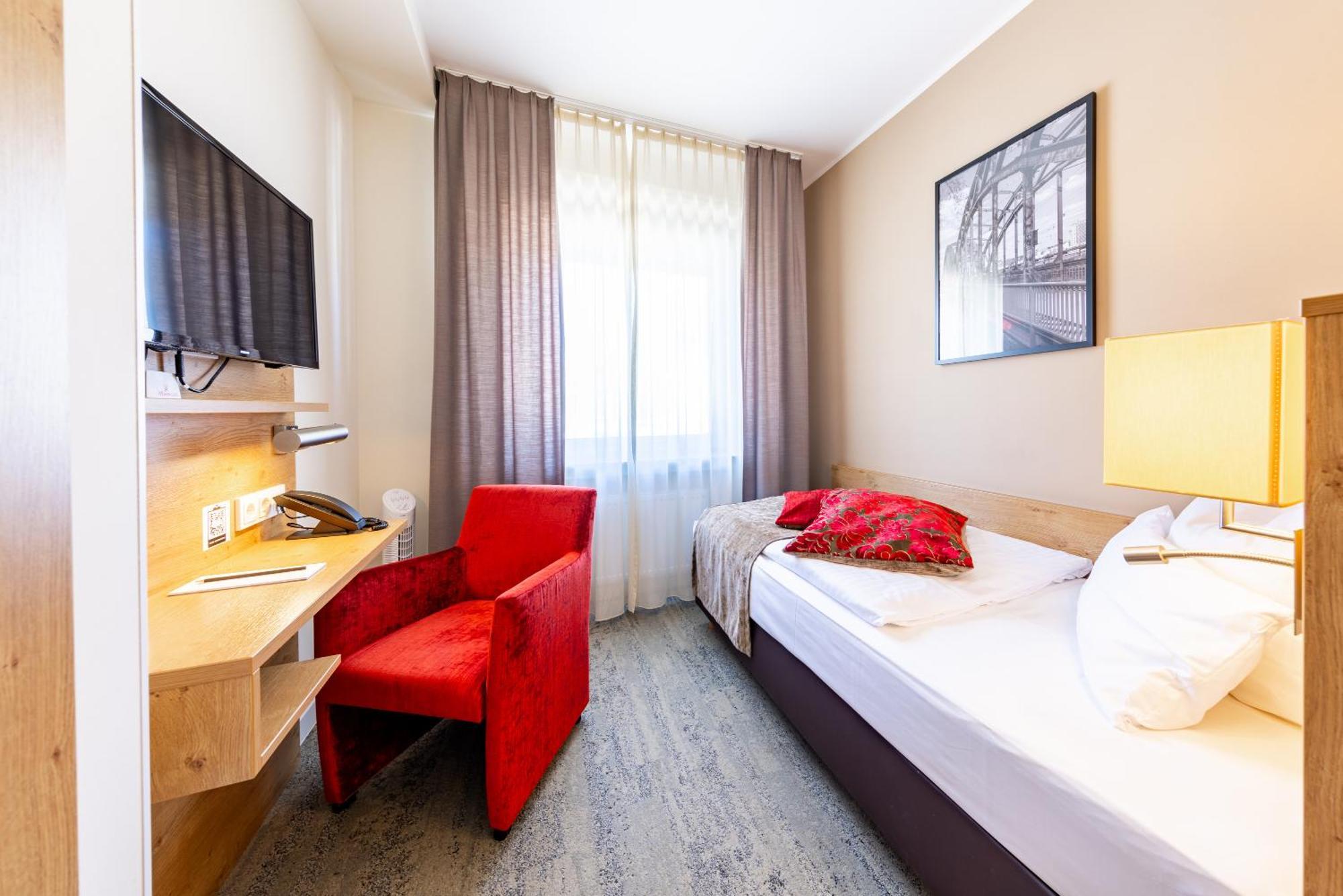 Standard Single Room