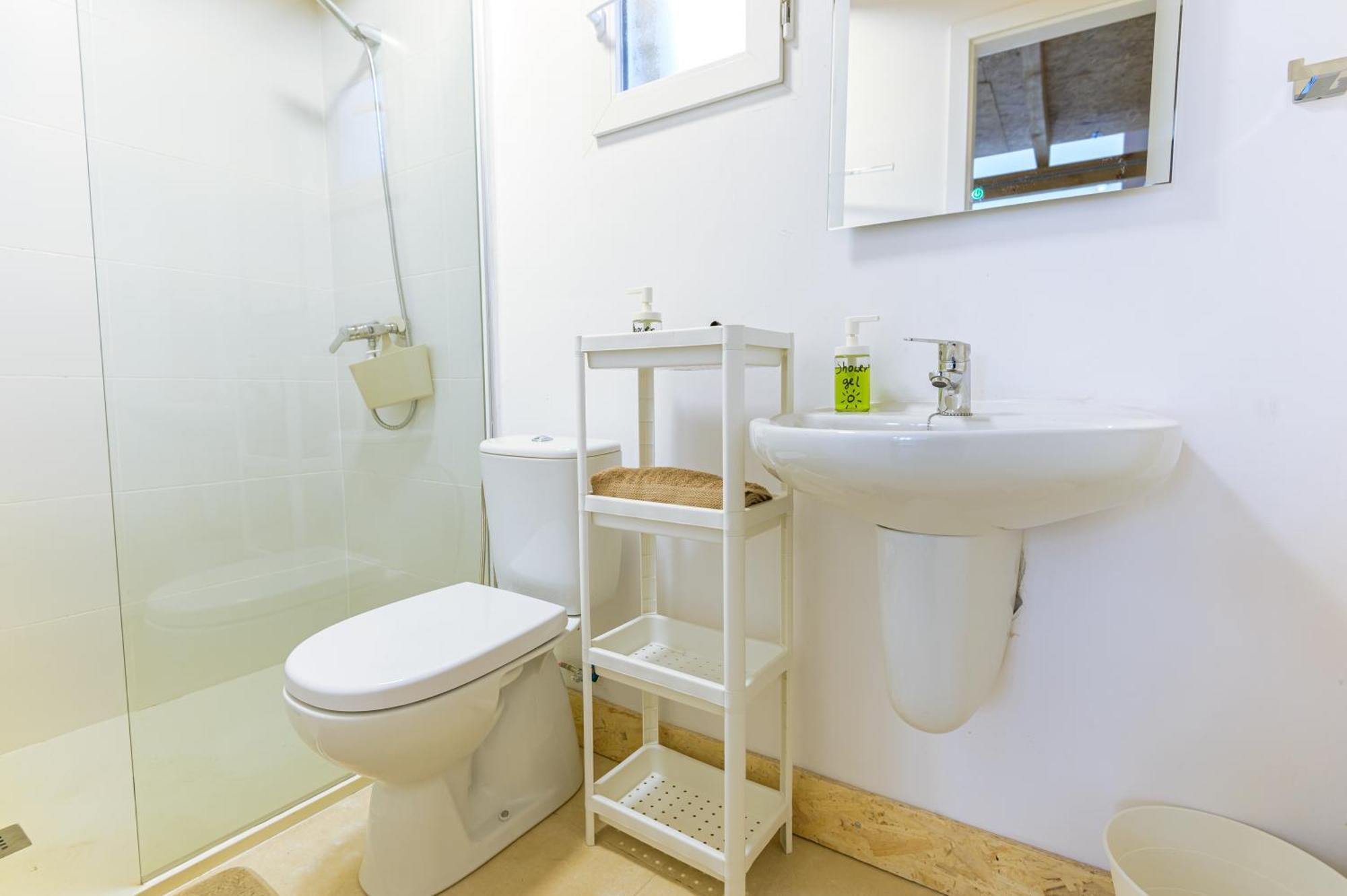 One-Bedroom Apartment,1615441947:JPEG