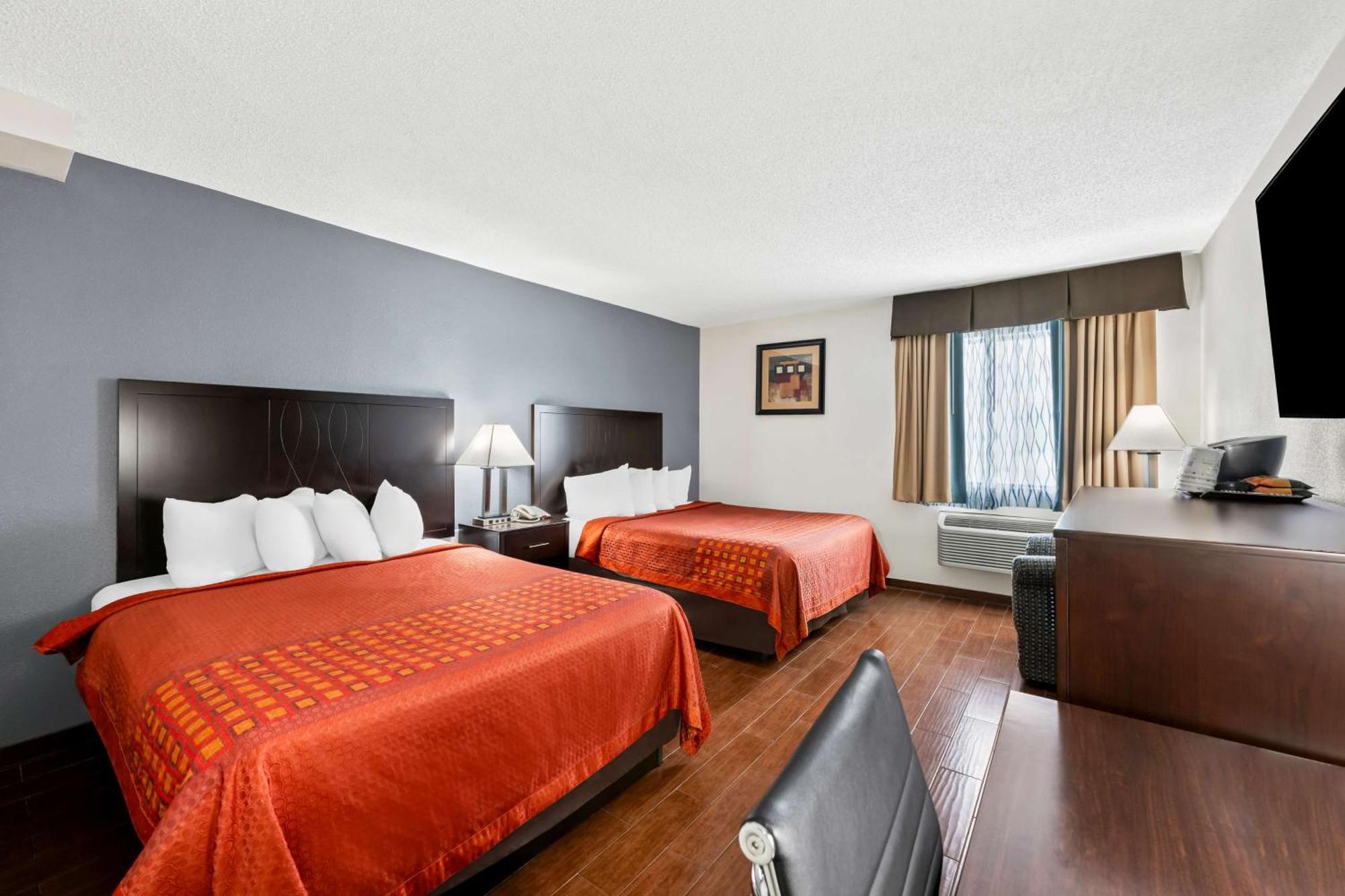 Queen Room Two Queen Beds