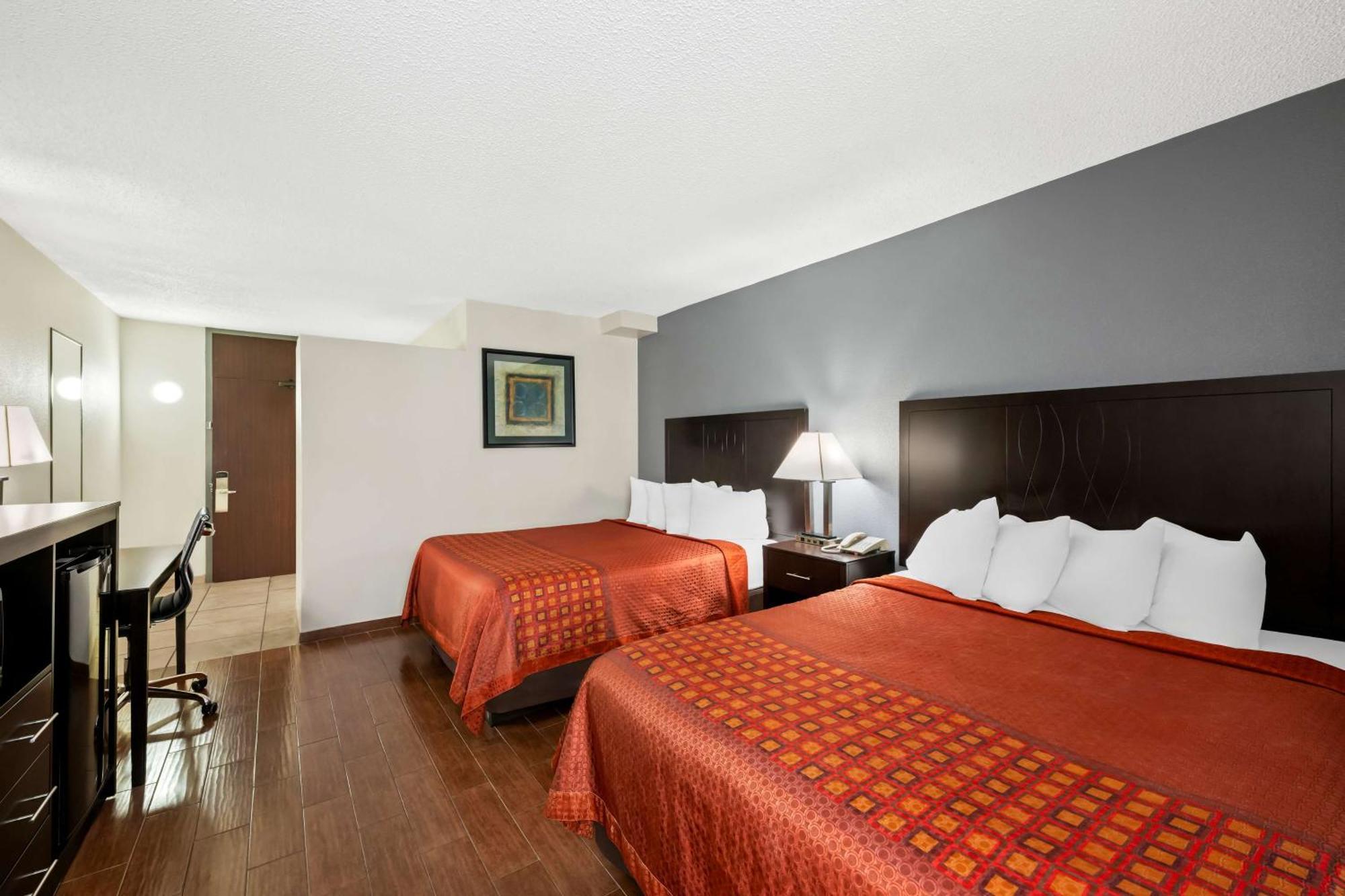 Queen Room Two Queen Beds
