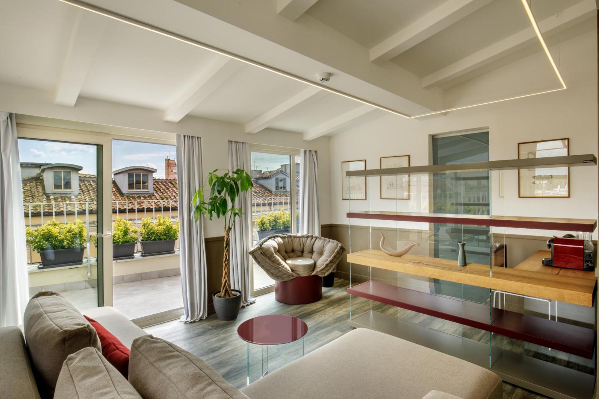 Open-Suite with Terrace,1617842659:JPEG