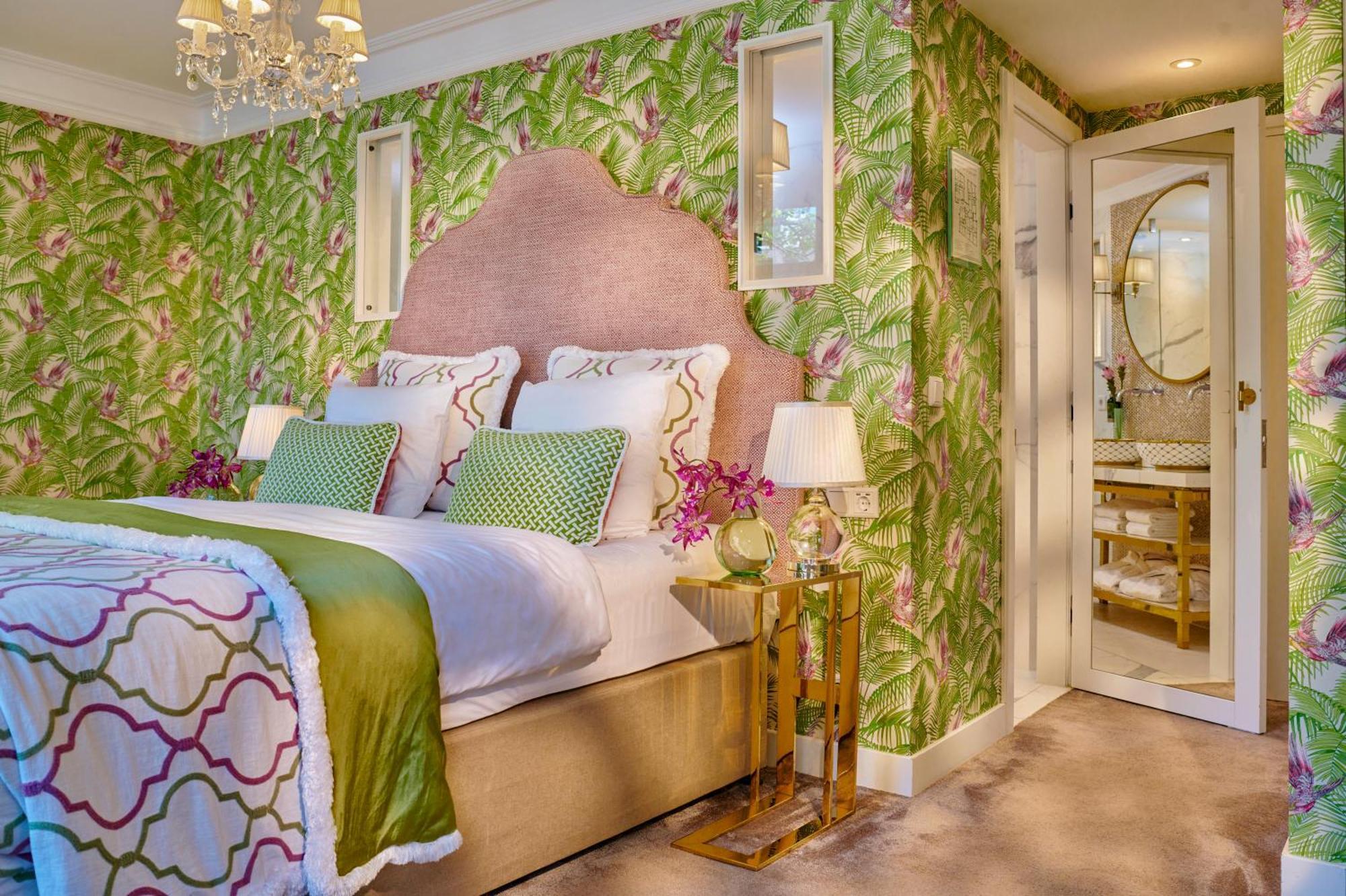 Chambre De Luxe Double ou Lits Jumeaux avec Vue sur le Canal