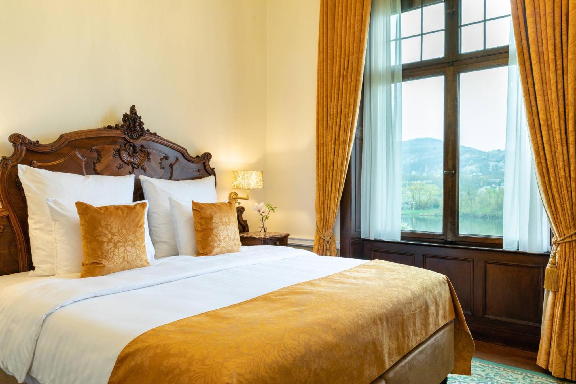 Grotere Kamer met 1 Kingsize Bed en Uitzicht op de Moezel