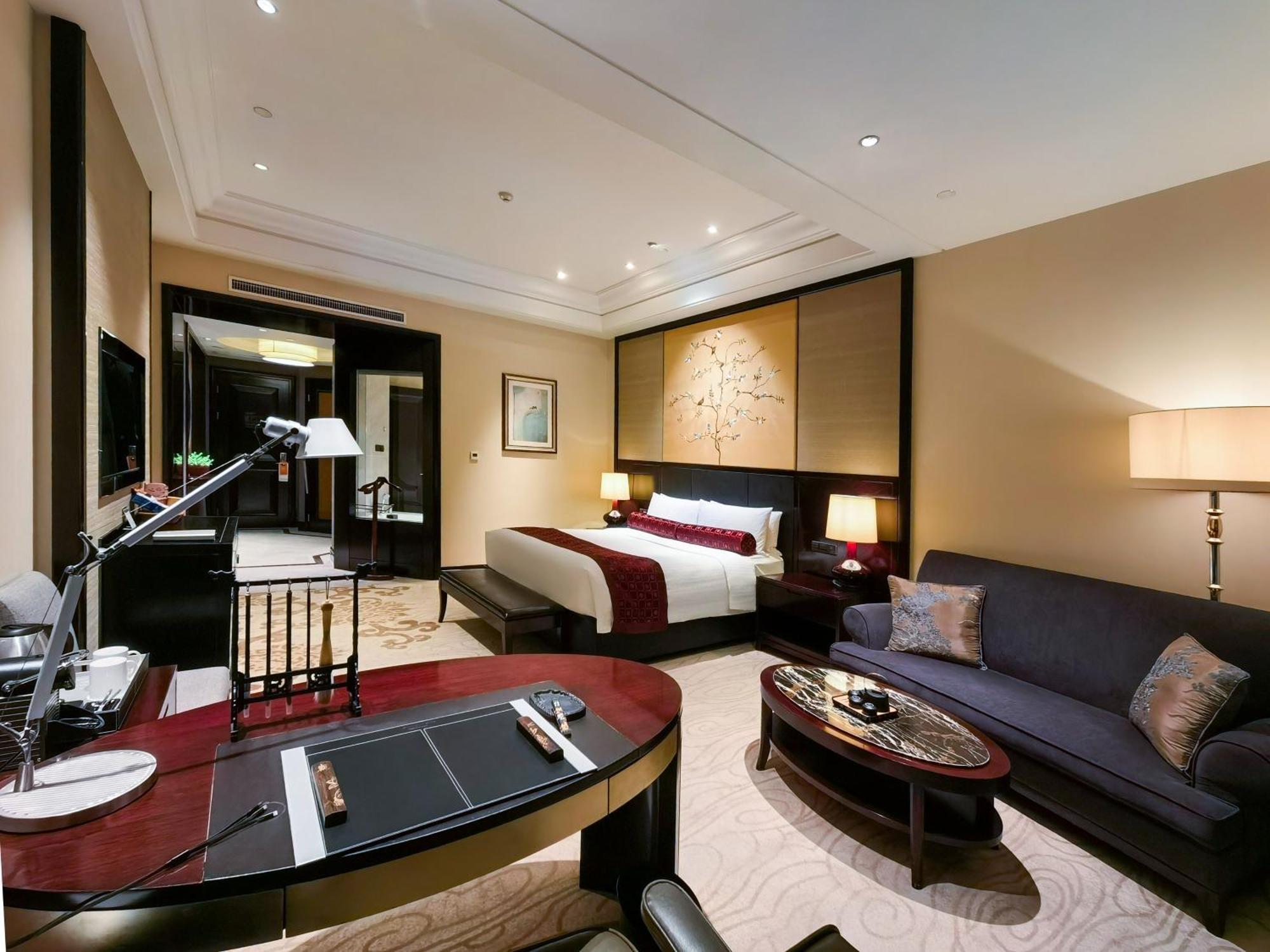 King Room Grand View
