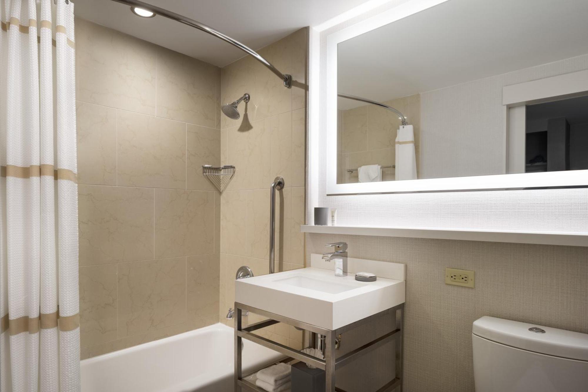 Deluxe Double Room Two Double Beds