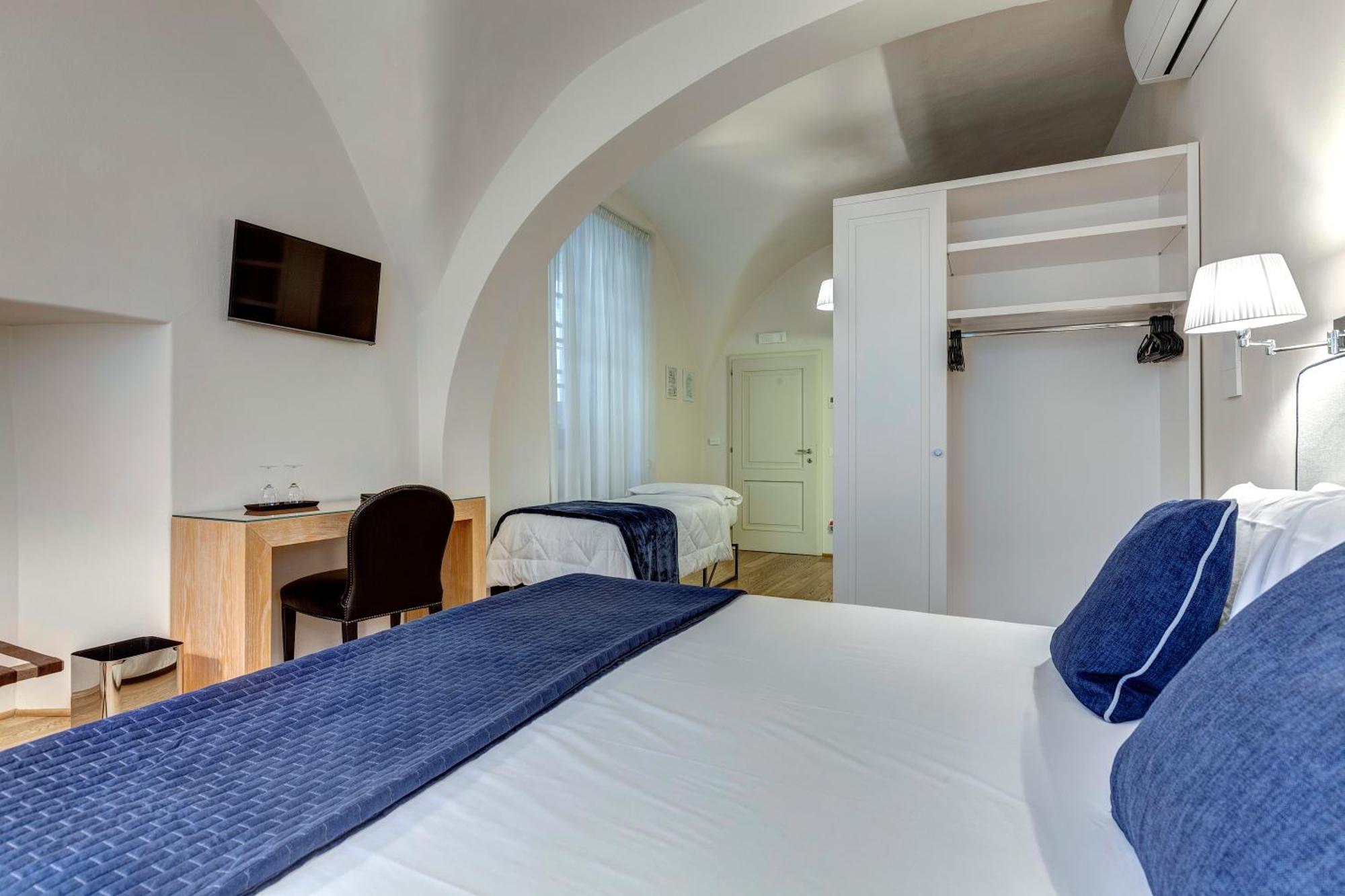 Triple Room Private Bathroom