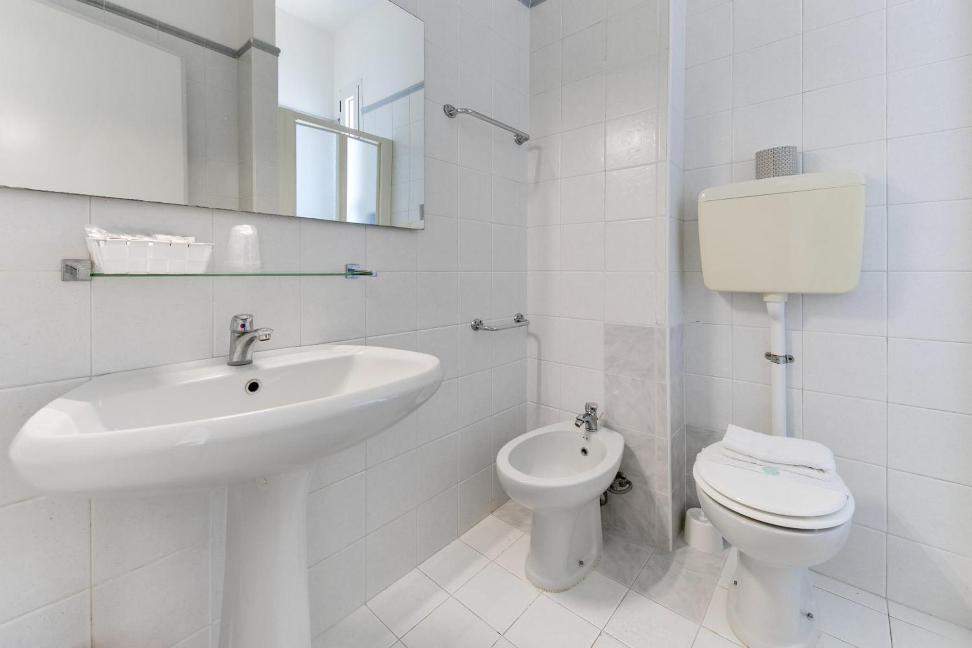 Double or Twin Room Sea View