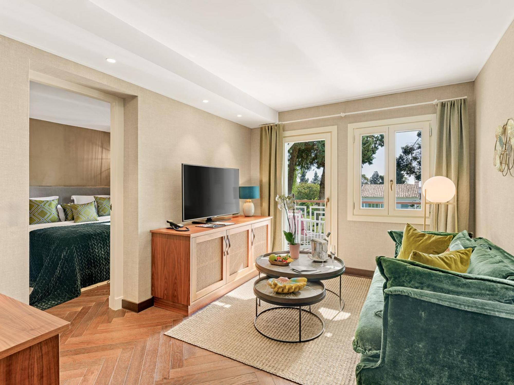 One-Bedroom Bungalow