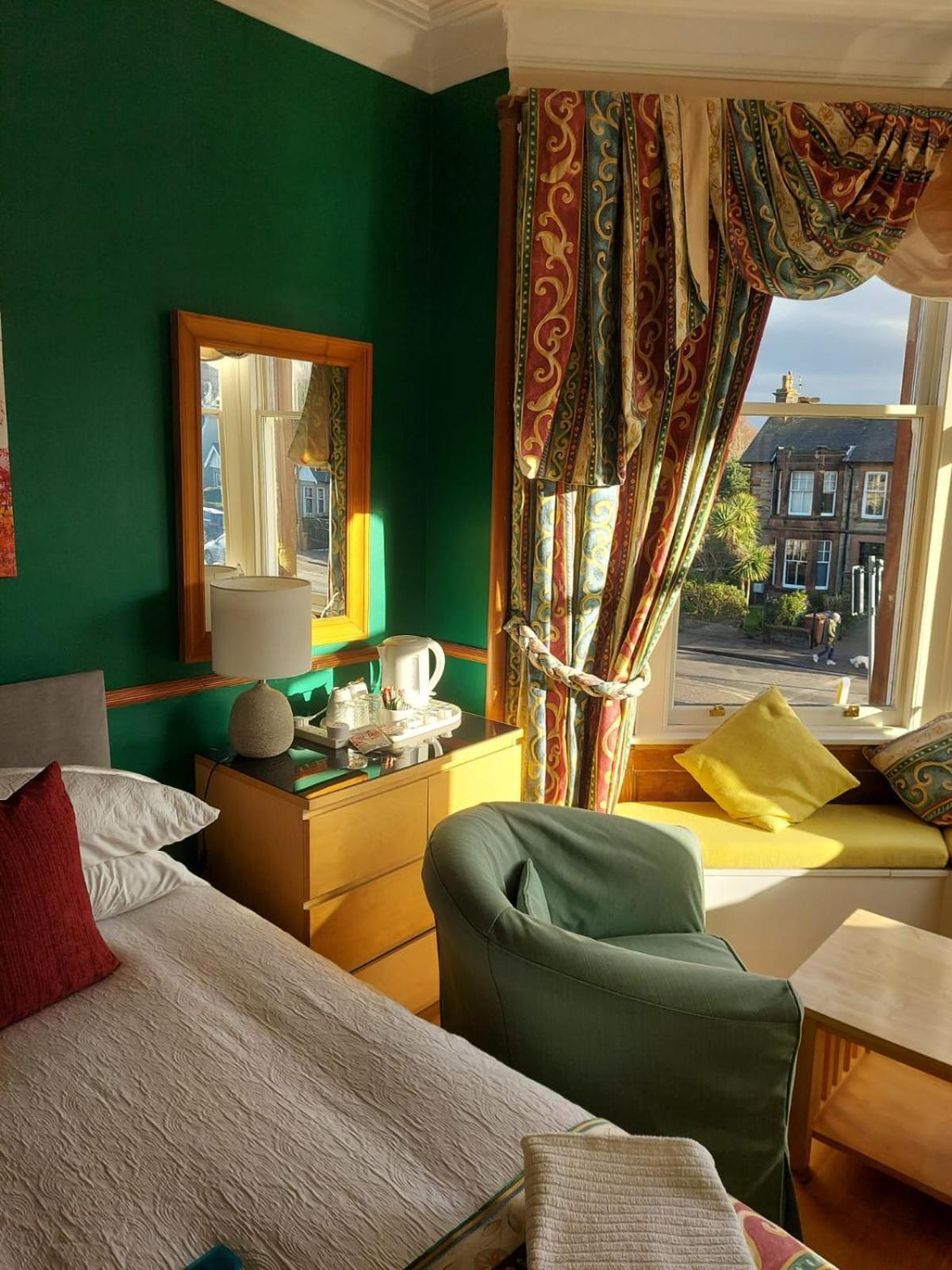 Large Double or Twin Room