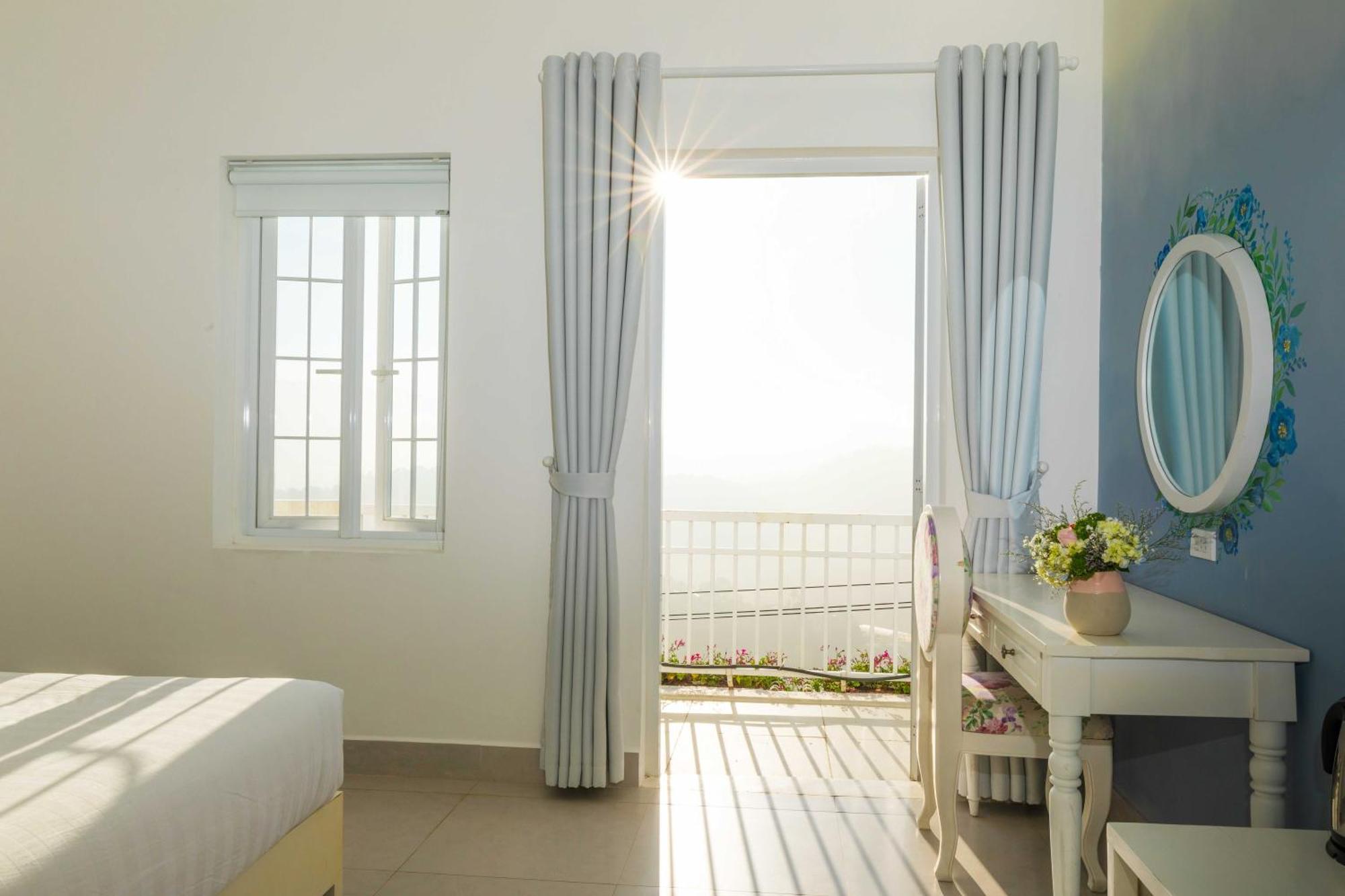 Queen Room Balcony