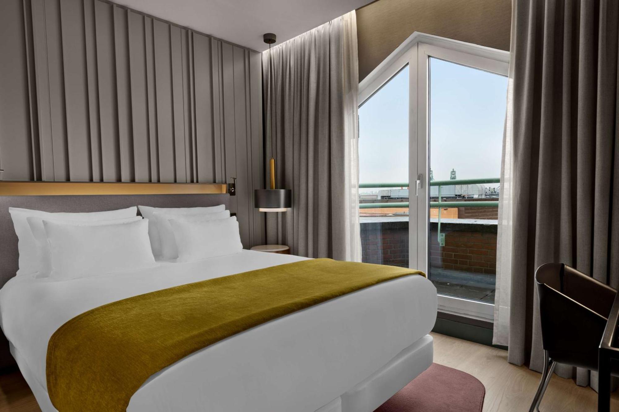Superior View Room Balcony