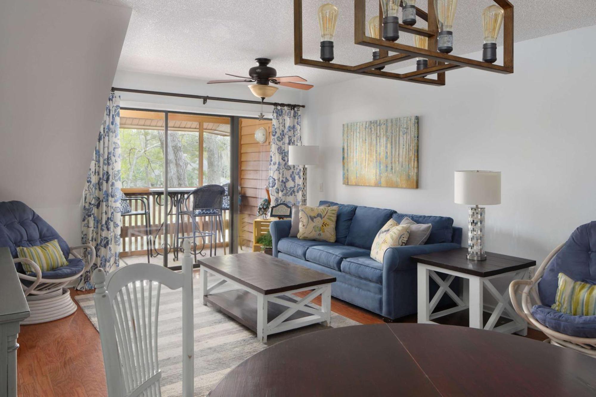 Two-Bedroom Lodge Lake View